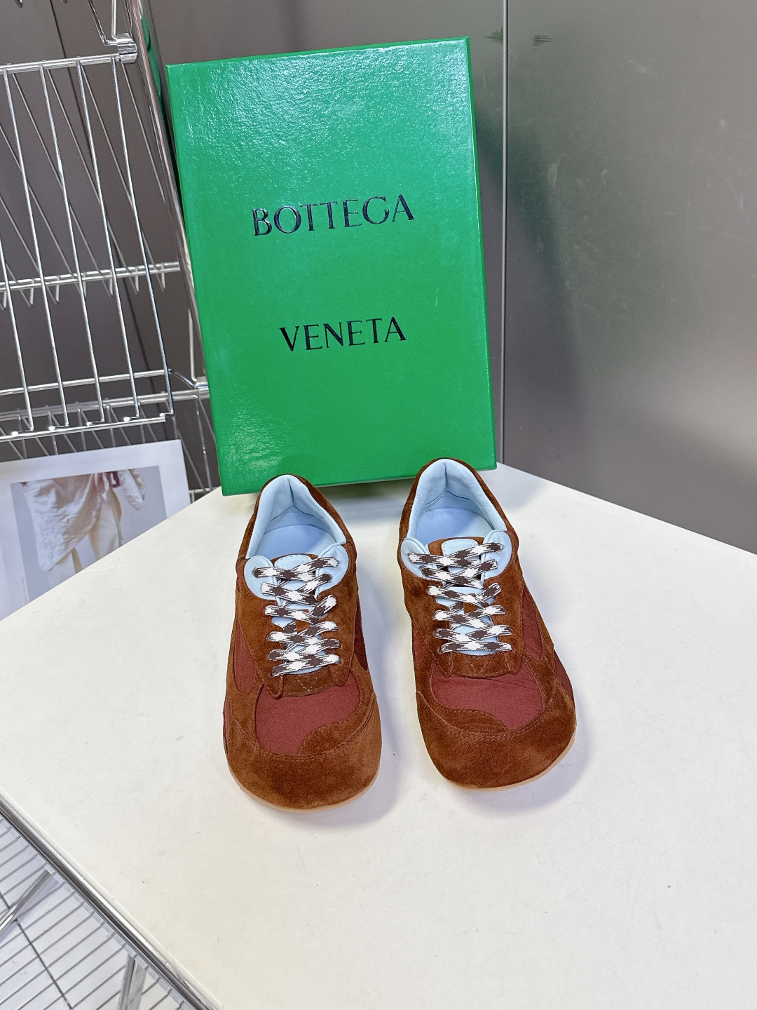 Bottega Veneta BV葆蝶家 阿甘鞋 德训鞋 运动鞋 BV经典老钱风运动鞋超多明星时尚博主种
