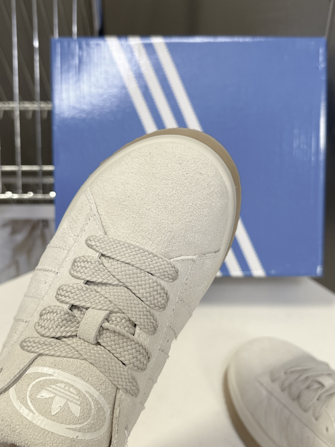 阿迪达斯adidas三叶草秋冬最款新厚底毛毛鞋 雪地靴 超多明星网红种草 正品两双购入开发 秋冬必备毛毛