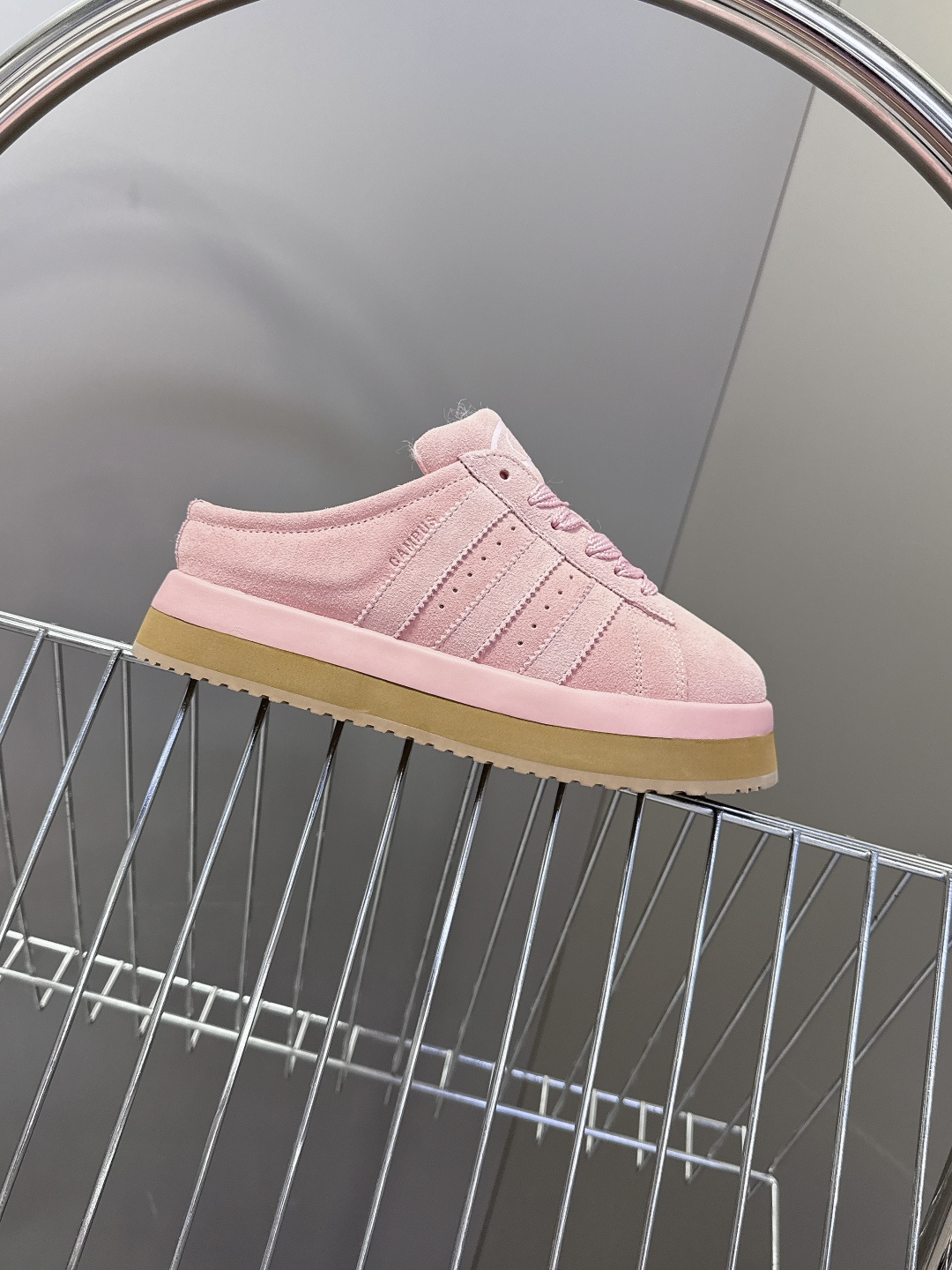 阿迪达斯adidas三叶草秋冬最款新厚底毛毛鞋 雪地靴 超多明星网红种草 正品两双购入开发 秋冬必备毛毛