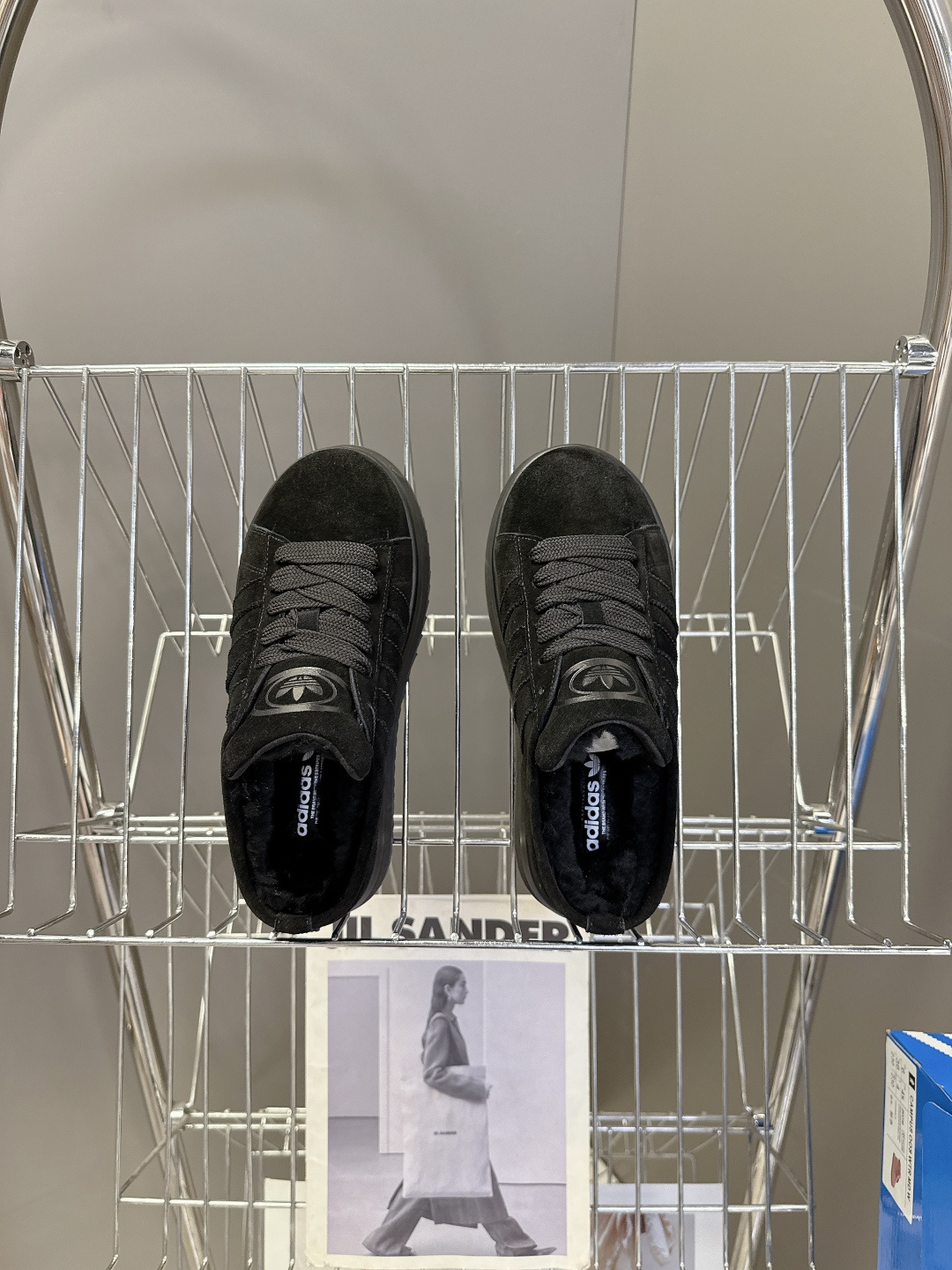 阿迪达斯adidas三叶草秋冬最款新厚底毛毛鞋 雪地靴 超多明星网红种草 正品两双购入开发 秋冬必备毛毛