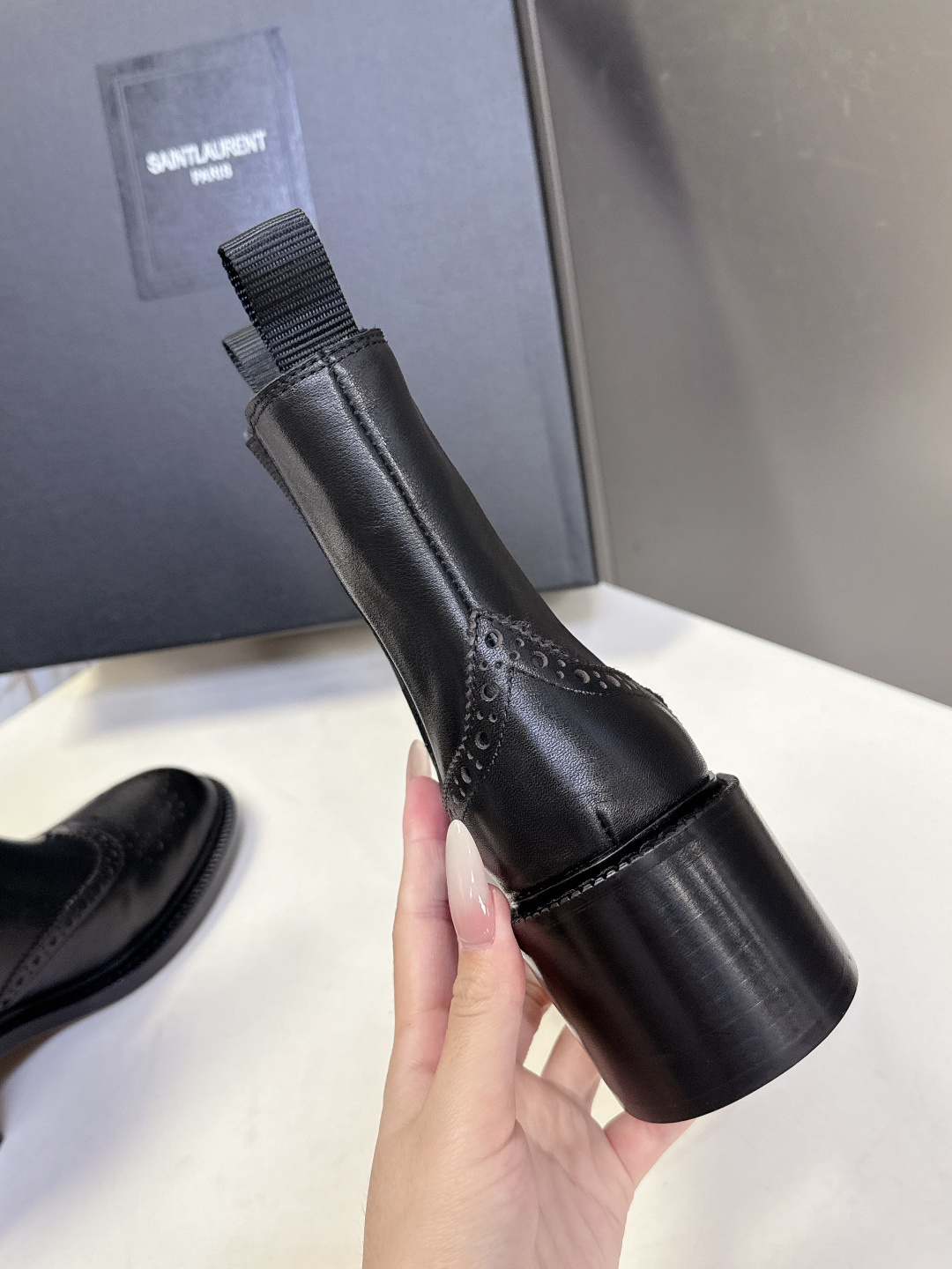 Saint Laurent圣罗兰秋冬最新款布洛克短靴 超多明星时尚博主种草 大小质感与原版完全一致✔️鞋