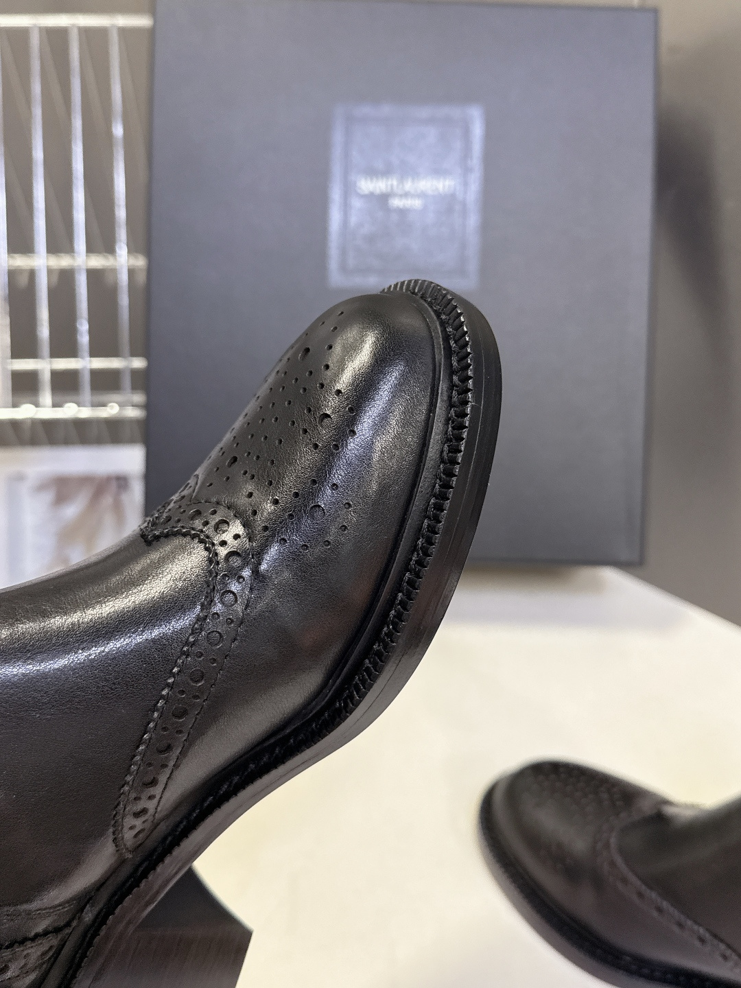 Saint Laurent圣罗兰秋冬最新款布洛克短靴 超多明星时尚博主种草 大小质感与原版完全一致✔️鞋