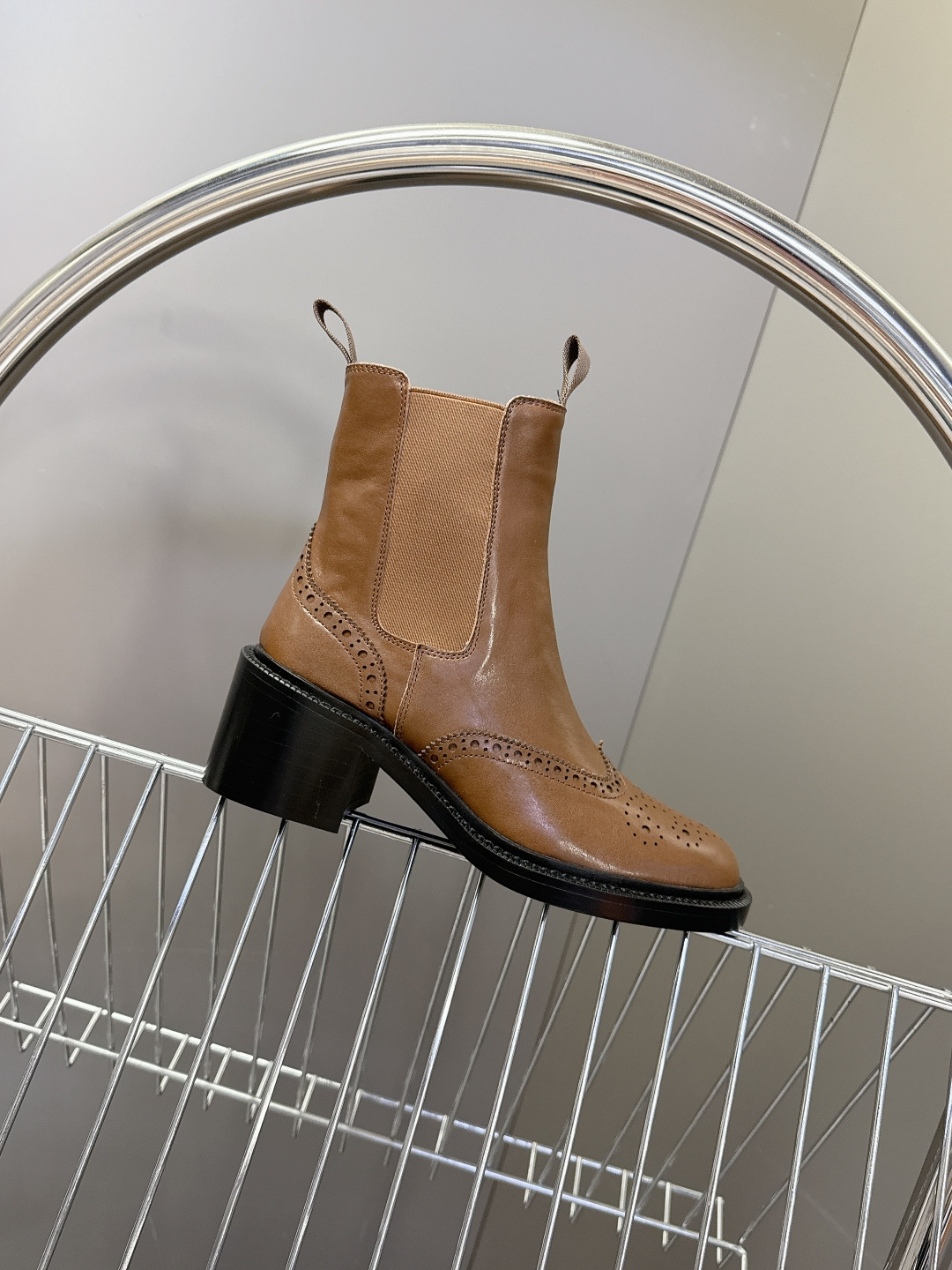 Saint Laurent圣罗兰秋冬最新款布洛克短靴 超多明星时尚博主种草 大小质感与原版完全一致✔️鞋