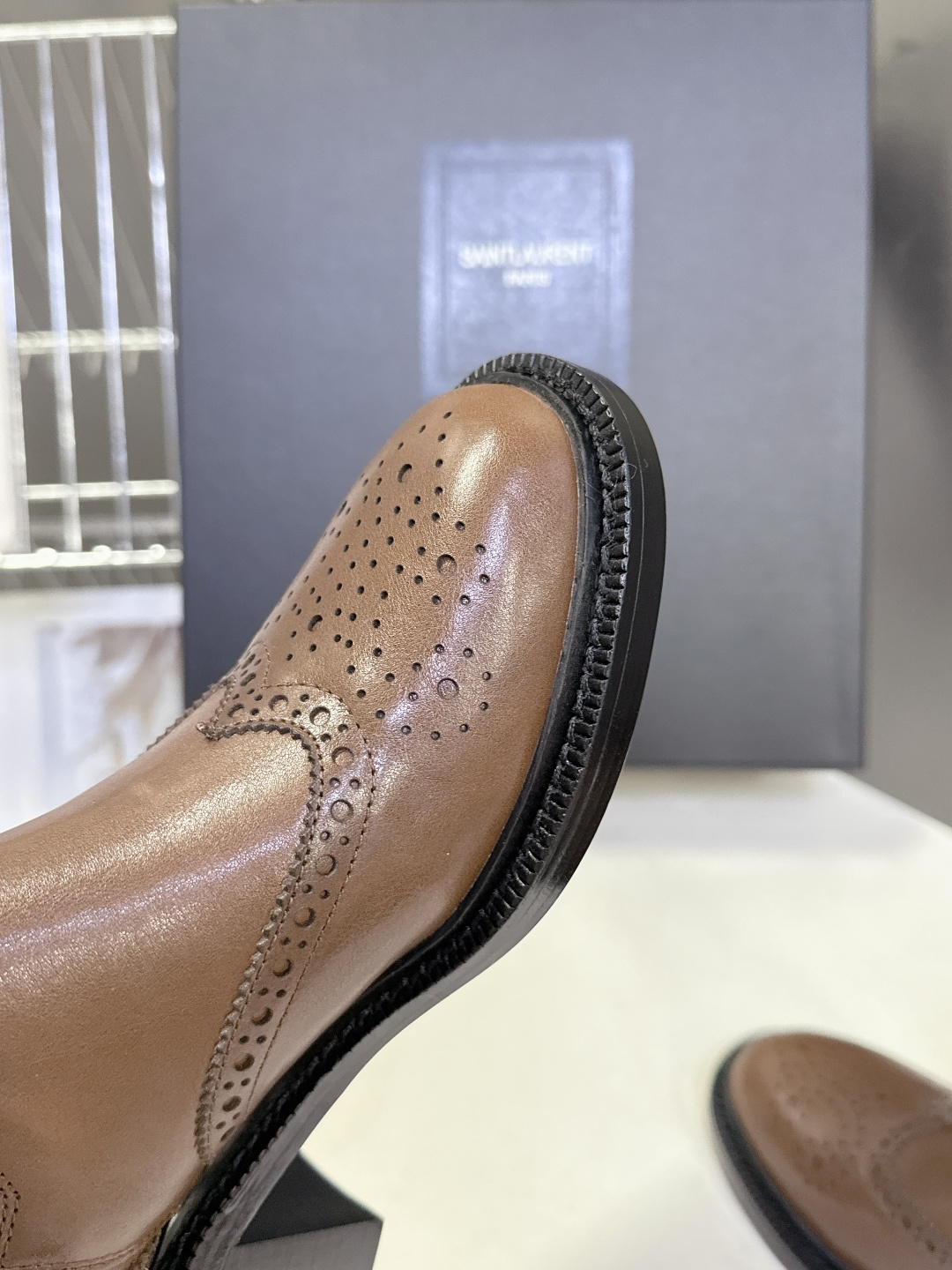 Saint Laurent圣罗兰秋冬最新款布洛克短靴 超多明星时尚博主种草 大小质感与原版完全一致✔️鞋