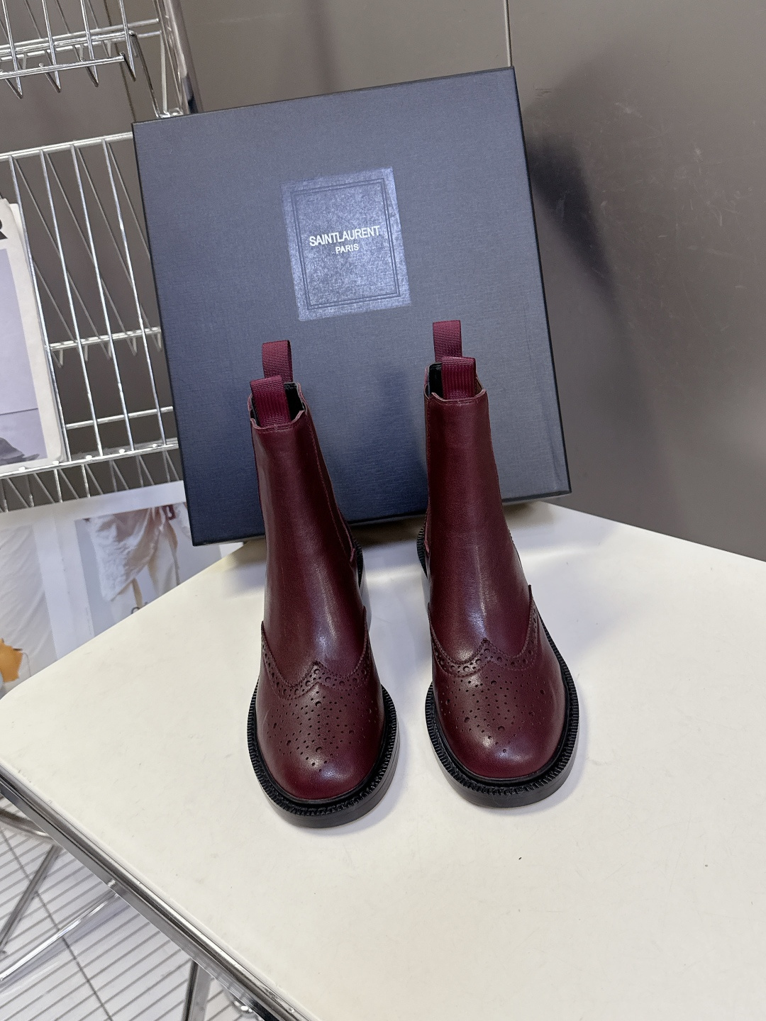 Saint Laurent圣罗兰秋冬最新款布洛克短靴 超多明星时尚博主种草 大小质感与原版完全一致✔️鞋