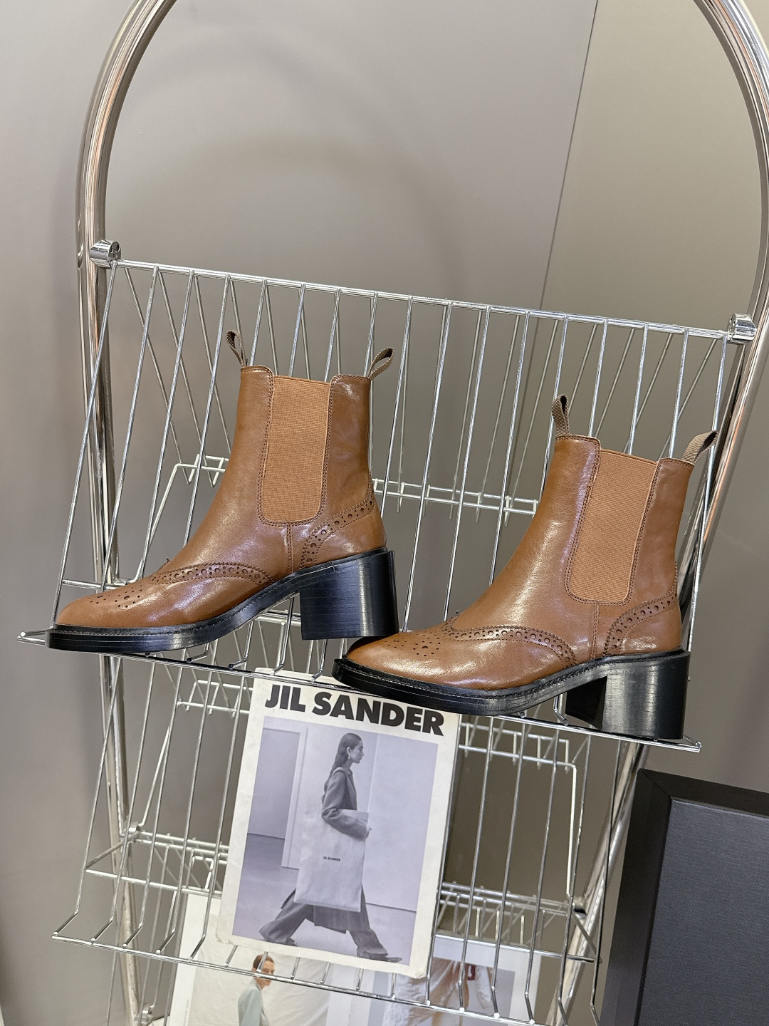 Saint Laurent圣罗兰秋冬最新款布洛克短靴 超多明星时尚博主种草 大小质感与原版完全一致✔️鞋