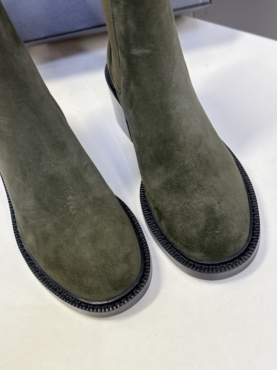 Saint Laurent圣罗兰秋冬最新款布洛克短靴 超多明星时尚博主种草 大小质感与原版完全一致✔️鞋