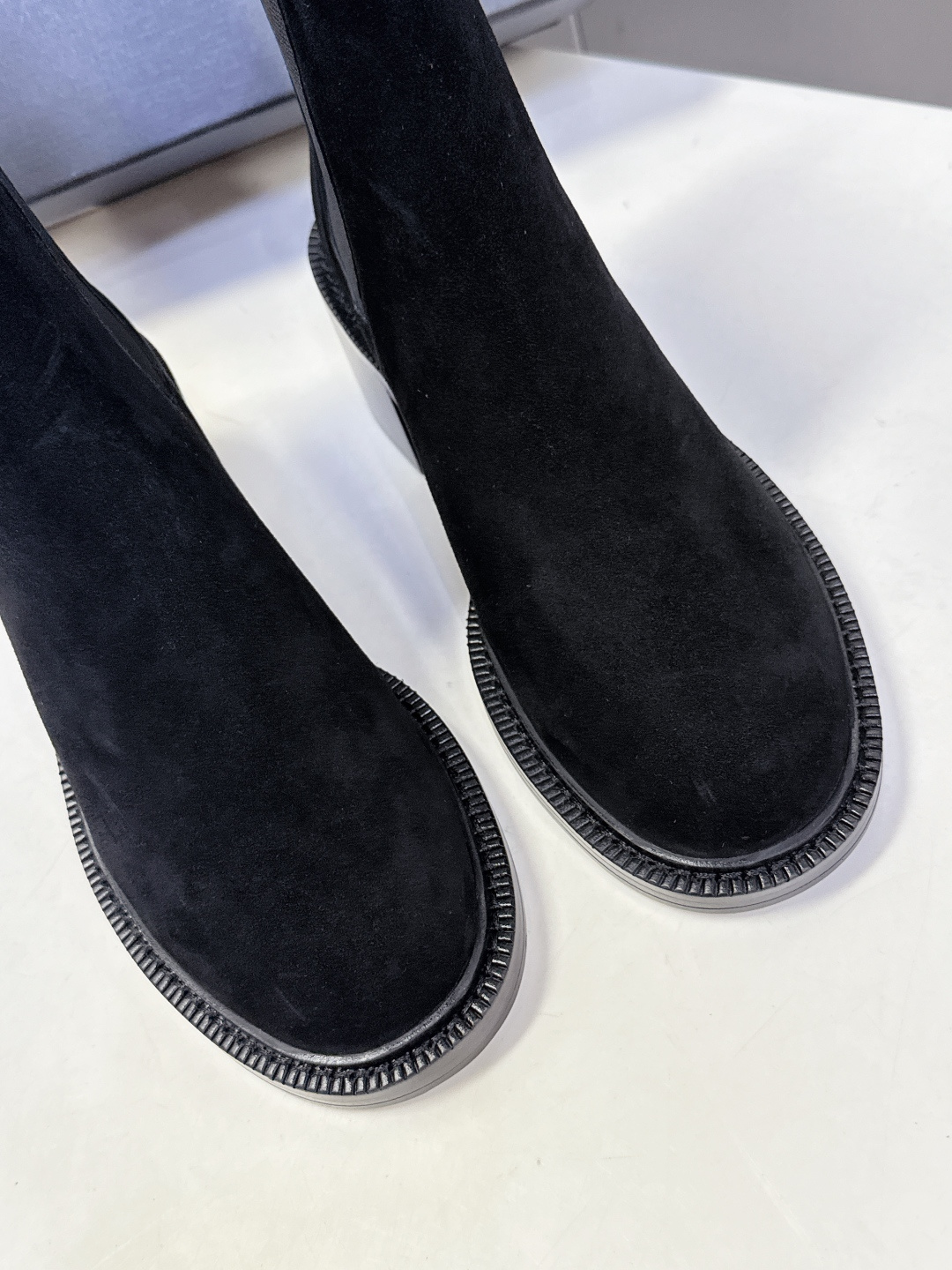 Saint Laurent圣罗兰秋冬最新款布洛克短靴 超多明星时尚博主种草 大小质感与原版完全一致✔️鞋