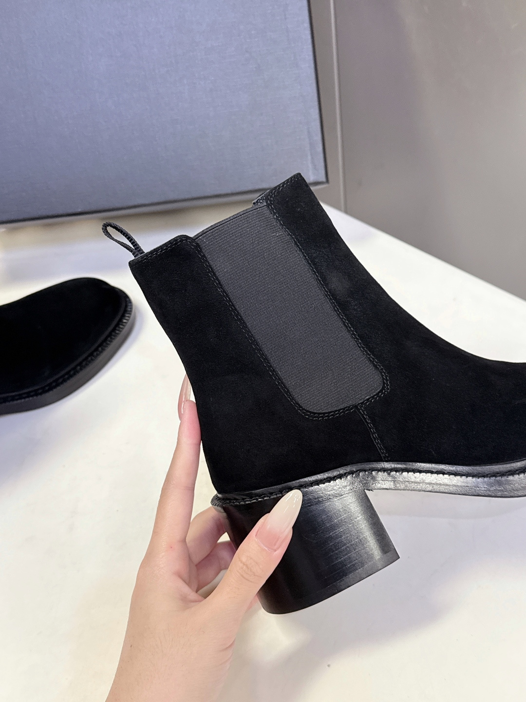 Saint Laurent圣罗兰秋冬最新款布洛克短靴 超多明星时尚博主种草 大小质感与原版完全一致✔️鞋