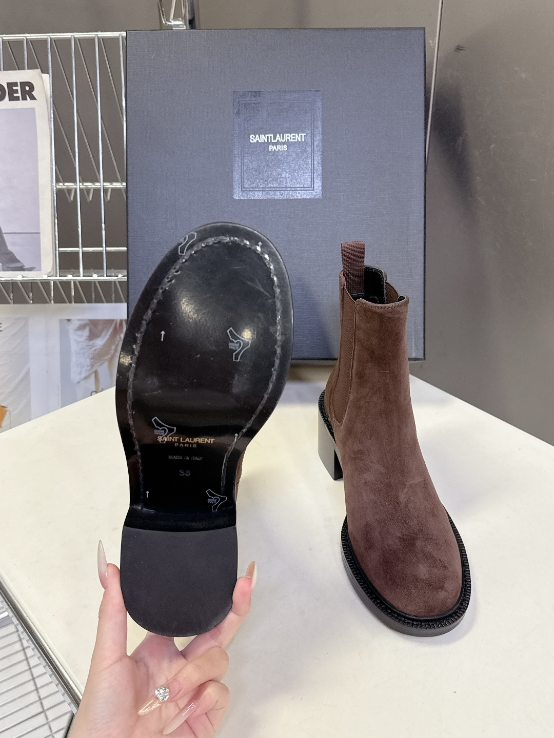 Saint Laurent圣罗兰秋冬最新款布洛克短靴 超多明星时尚博主种草 大小质感与原版完全一致✔️鞋