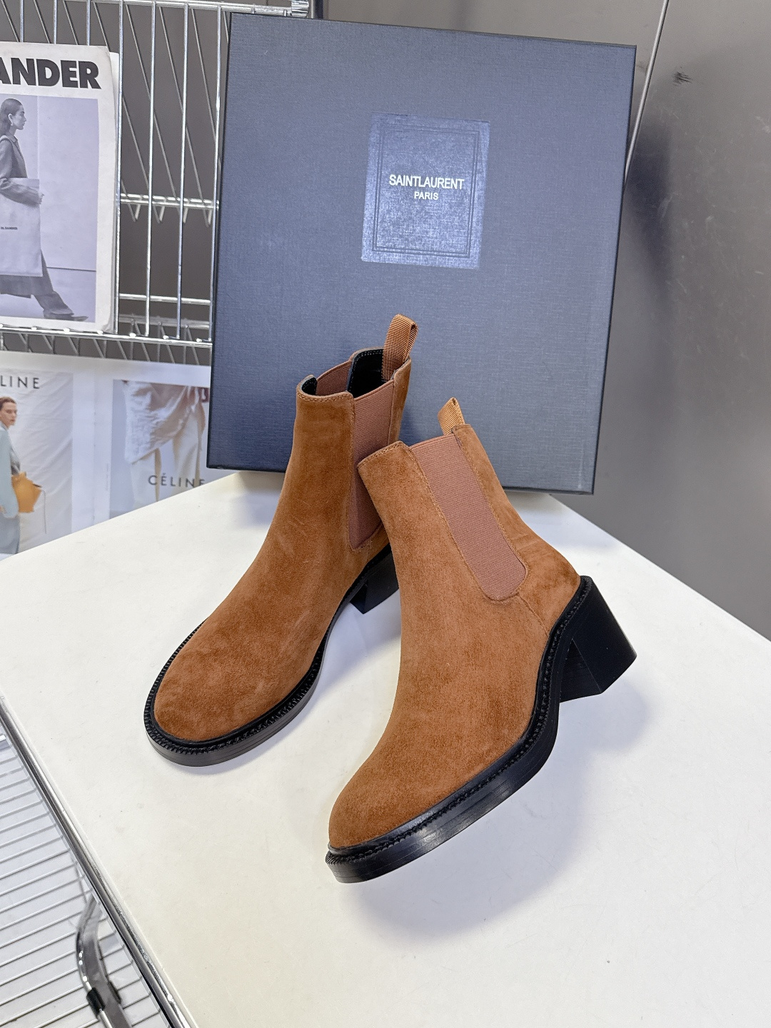 Saint Laurent圣罗兰秋冬最新款布洛克短靴 超多明星时尚博主种草 大小质感与原版完全一致✔️鞋