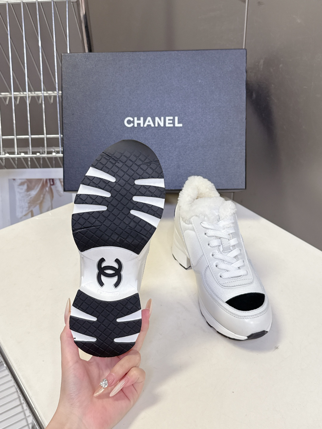 CHANEL 香奈儿25K秋冬最新款高跟复古毛毛运动鞋 超多明星时尚博主种草 专柜断货王 这季新款简直闭