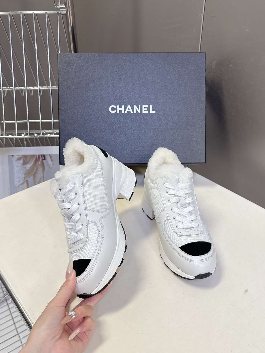 CHANEL 香奈儿25K秋冬最新款高跟复古毛毛运动鞋 超多明星时尚博主种草 专柜断货王 这季新款简直闭