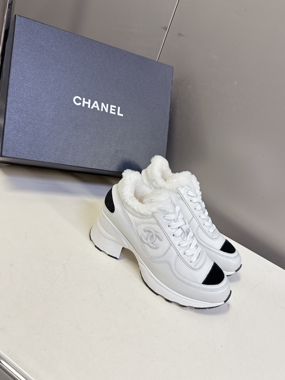 CHANEL 香奈儿25K秋冬最新款高跟复古毛毛运动鞋 超多明星时尚博主种草 专柜断货王 这季新款简直闭