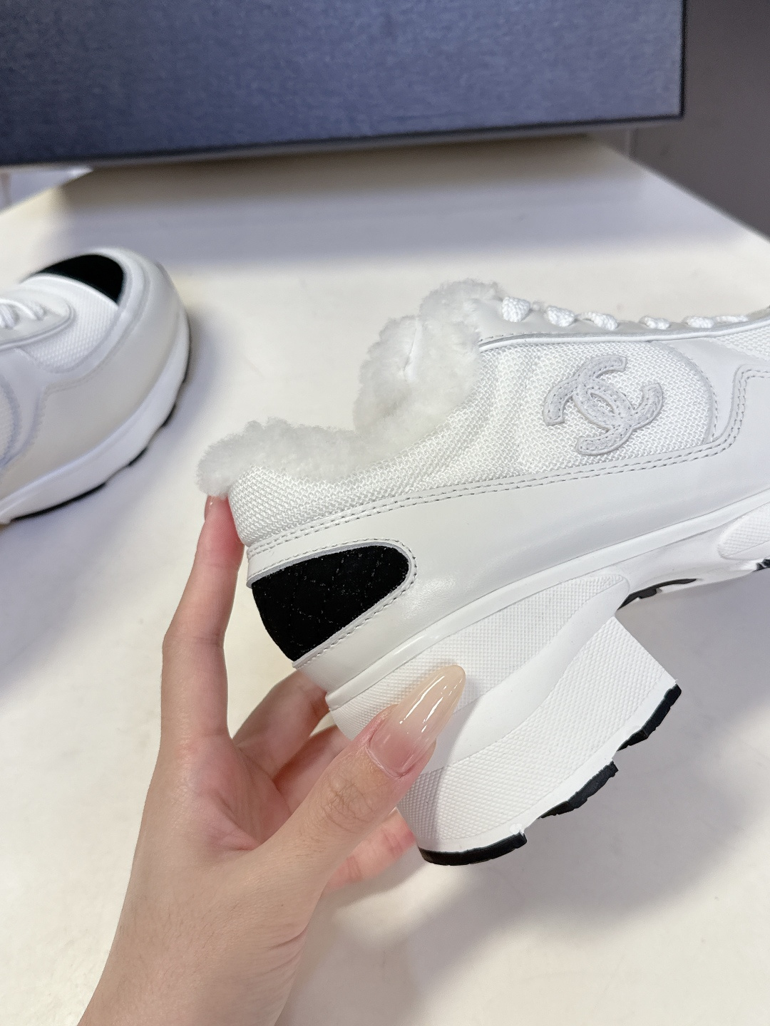 CHANEL 香奈儿25K秋冬最新款高跟复古毛毛运动鞋 超多明星时尚博主种草 专柜断货王 这季新款简直闭