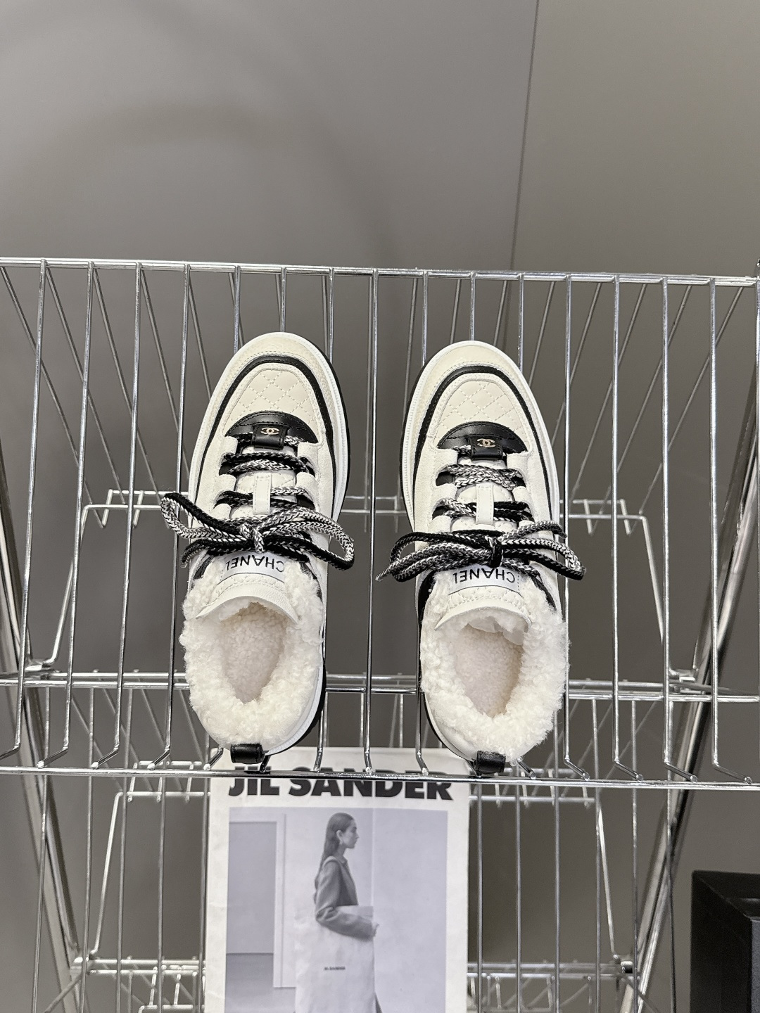 Chanel 香奈儿最新25C休闲毛毛运动鞋 原版模具定制 无敌漂亮又好穿 绝对仙女款 超级舒服，配色高