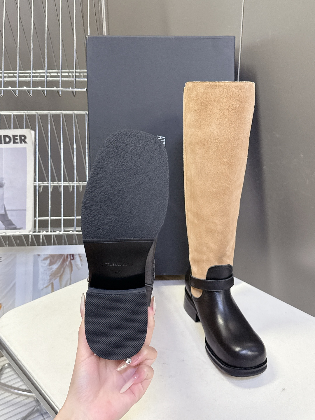 atelieredition小众品牌秋冬最新款 复古长靴超多明星网红种草 延续了经典骑士靴的靴筒包裹性与