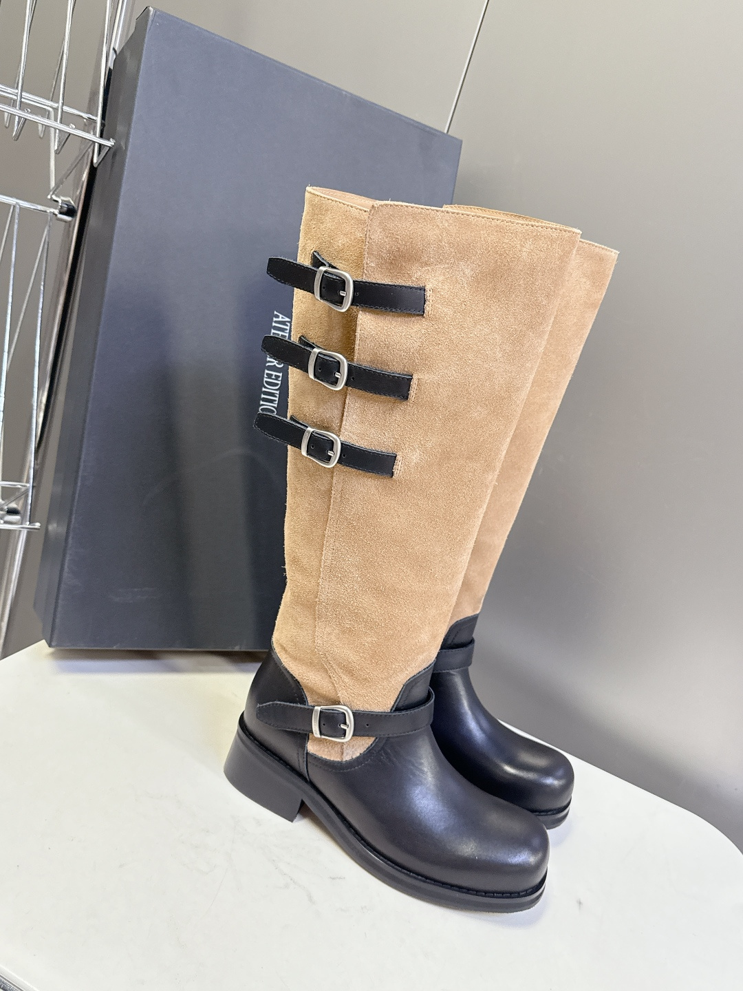 atelieredition小众品牌秋冬最新款 复古长靴超多明星网红种草 延续了经典骑士靴的靴筒包裹性与