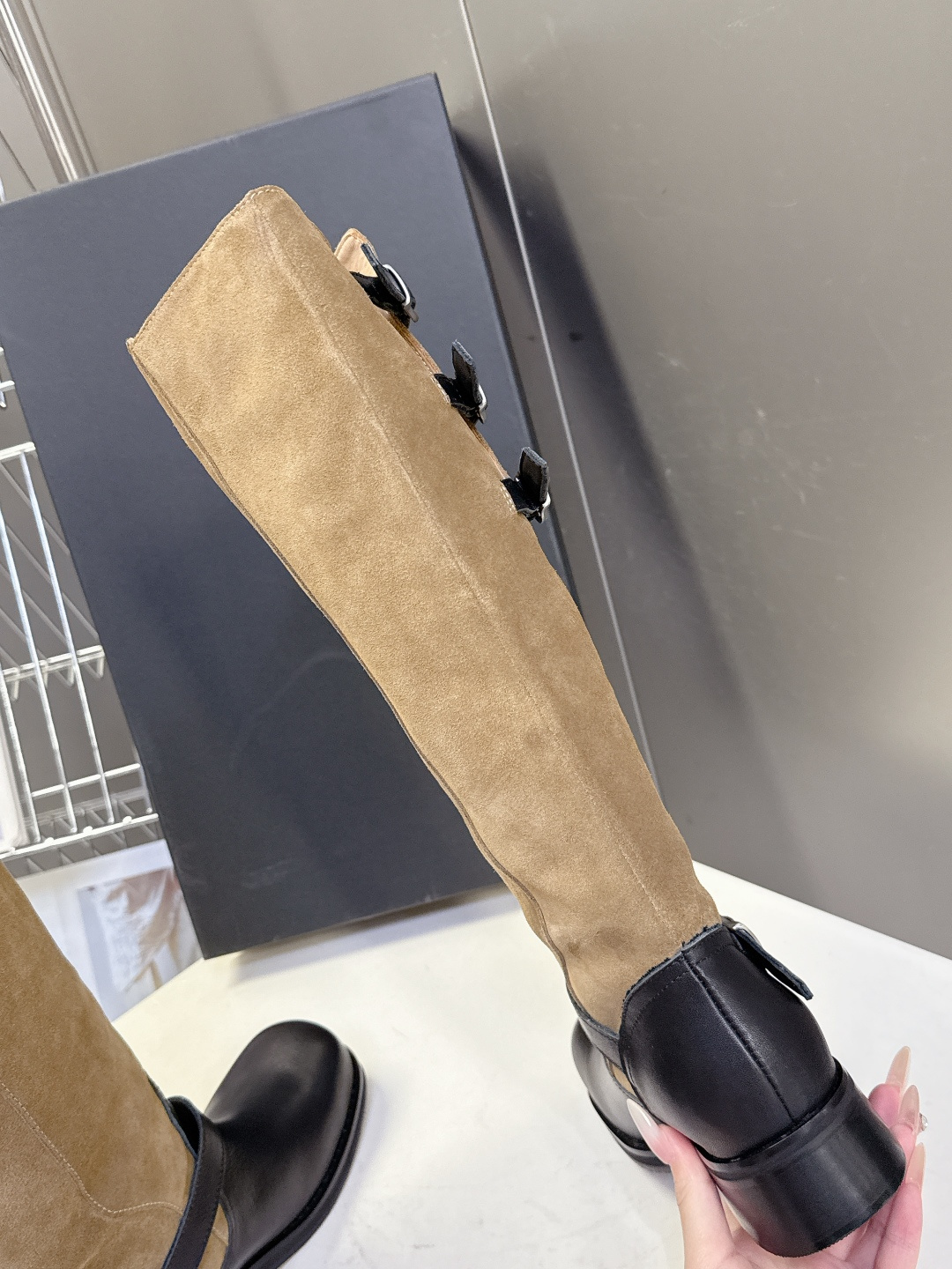 atelieredition小众品牌秋冬最新款 复古长靴超多明星网红种草 延续了经典骑士靴的靴筒包裹性与