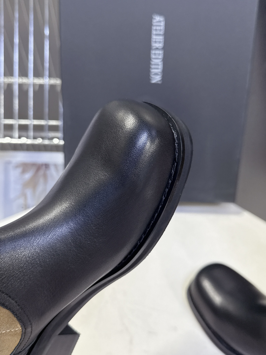 atelieredition小众品牌秋冬最新款 复古长靴超多明星网红种草 延续了经典骑士靴的靴筒包裹性与