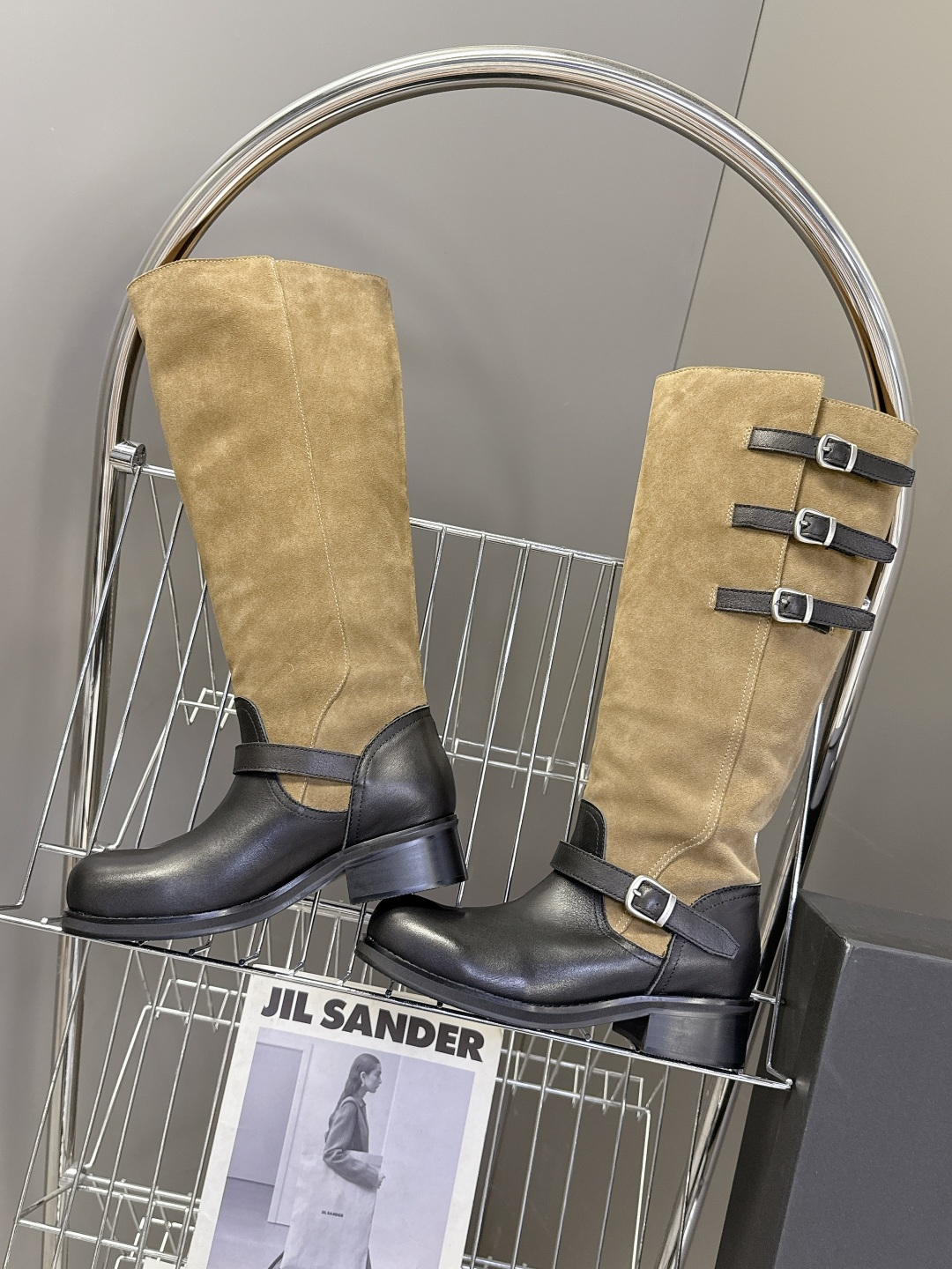 atelieredition小众品牌秋冬最新款 复古长靴超多明星网红种草 延续了经典骑士靴的靴筒包裹性与