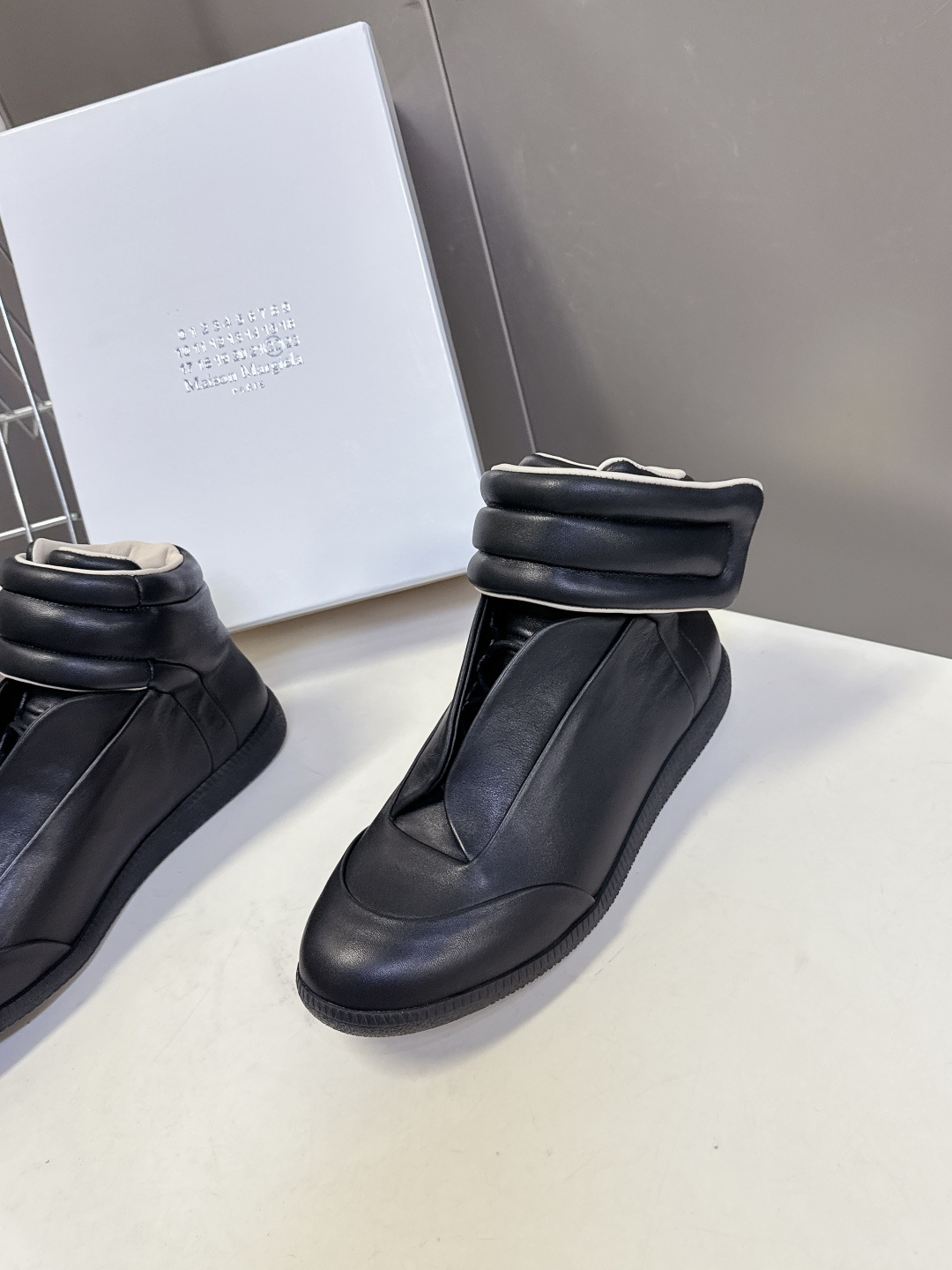 男装➕10 Martin Margiela马吉拉纯Future情侣款 运动鞋 高帮鞋 还记得这双引领高端