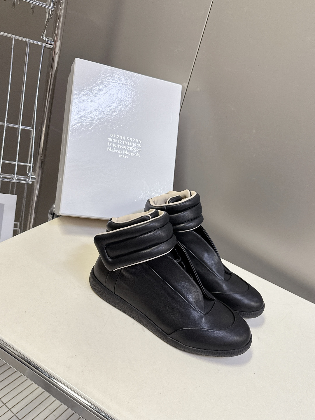 男装➕10 Martin Margiela马吉拉纯Future情侣款 运动鞋 高帮鞋 还记得这双引领高端