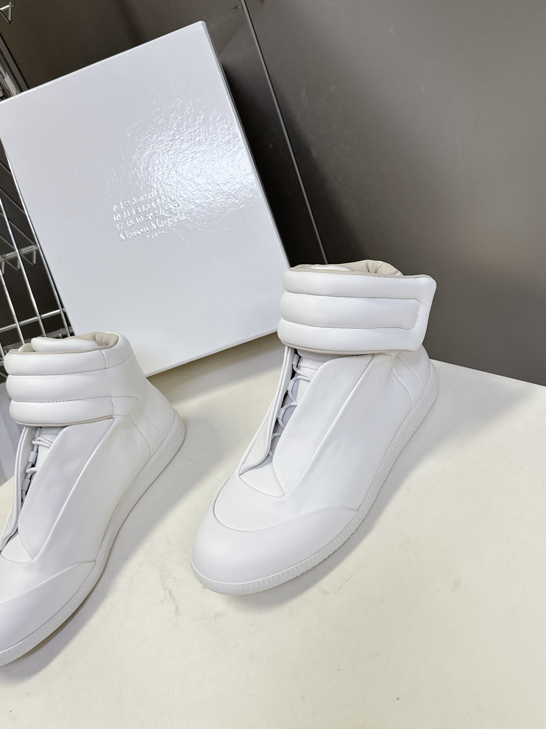 男装➕10 Martin Margiela马吉拉纯Future情侣款 运动鞋 高帮鞋 还记得这双引领高端