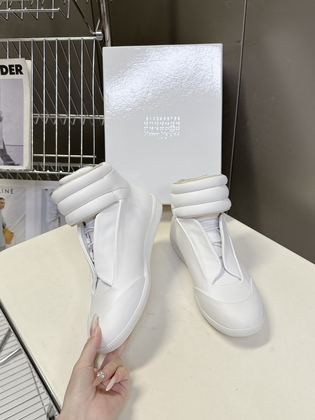 男装➕10 Martin Margiela马吉拉纯Future情侣款 运动鞋 高帮鞋 还记得这双引领高端