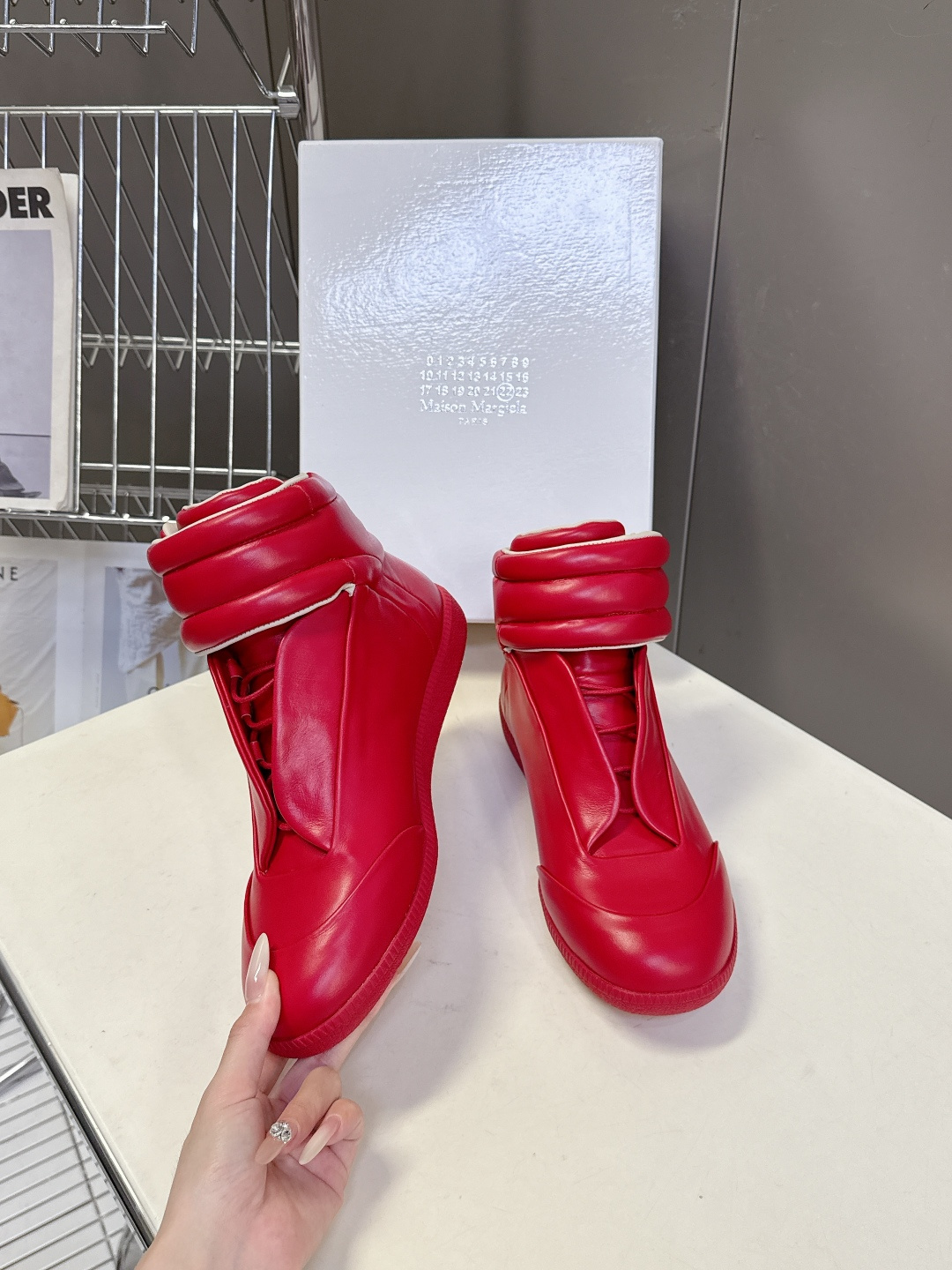 男装➕10 Martin Margiela马吉拉纯Future情侣款 运动鞋 高帮鞋 还记得这双引领高端