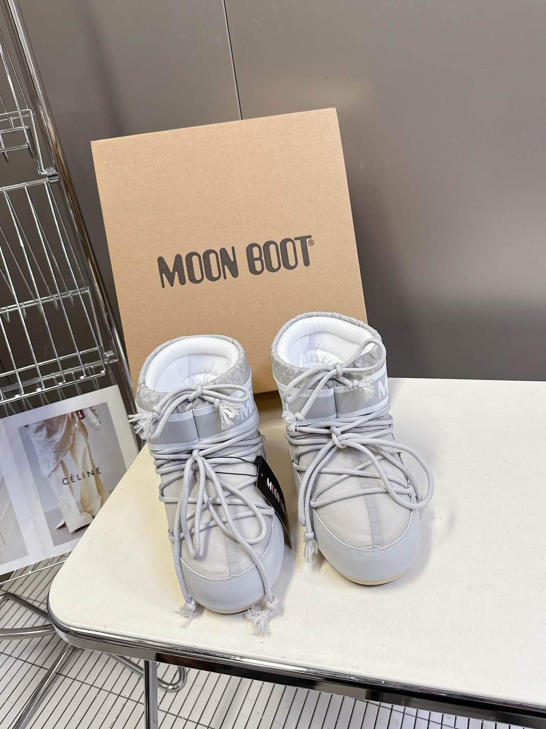 Moon Boot 秋冬最新款雪地靴 丑萌滑雪鞋超多明星网红种草 秋冬滑雪必备款 现在有一款更另类的雪地