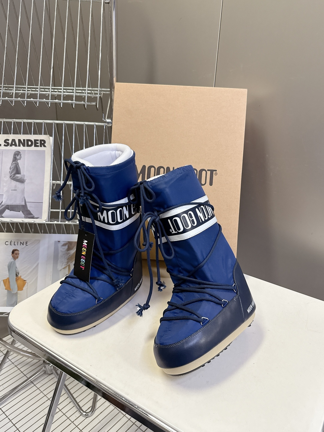 Moon Boot 秋冬最新款雪地靴 丑萌滑雪鞋超多明星网红种草 秋冬滑雪必备款 现在有一款更另类的雪地