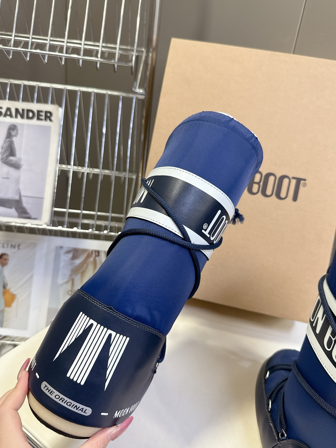 Moon Boot 秋冬最新款雪地靴 丑萌滑雪鞋超多明星网红种草 秋冬滑雪必备款 现在有一款更另类的雪地