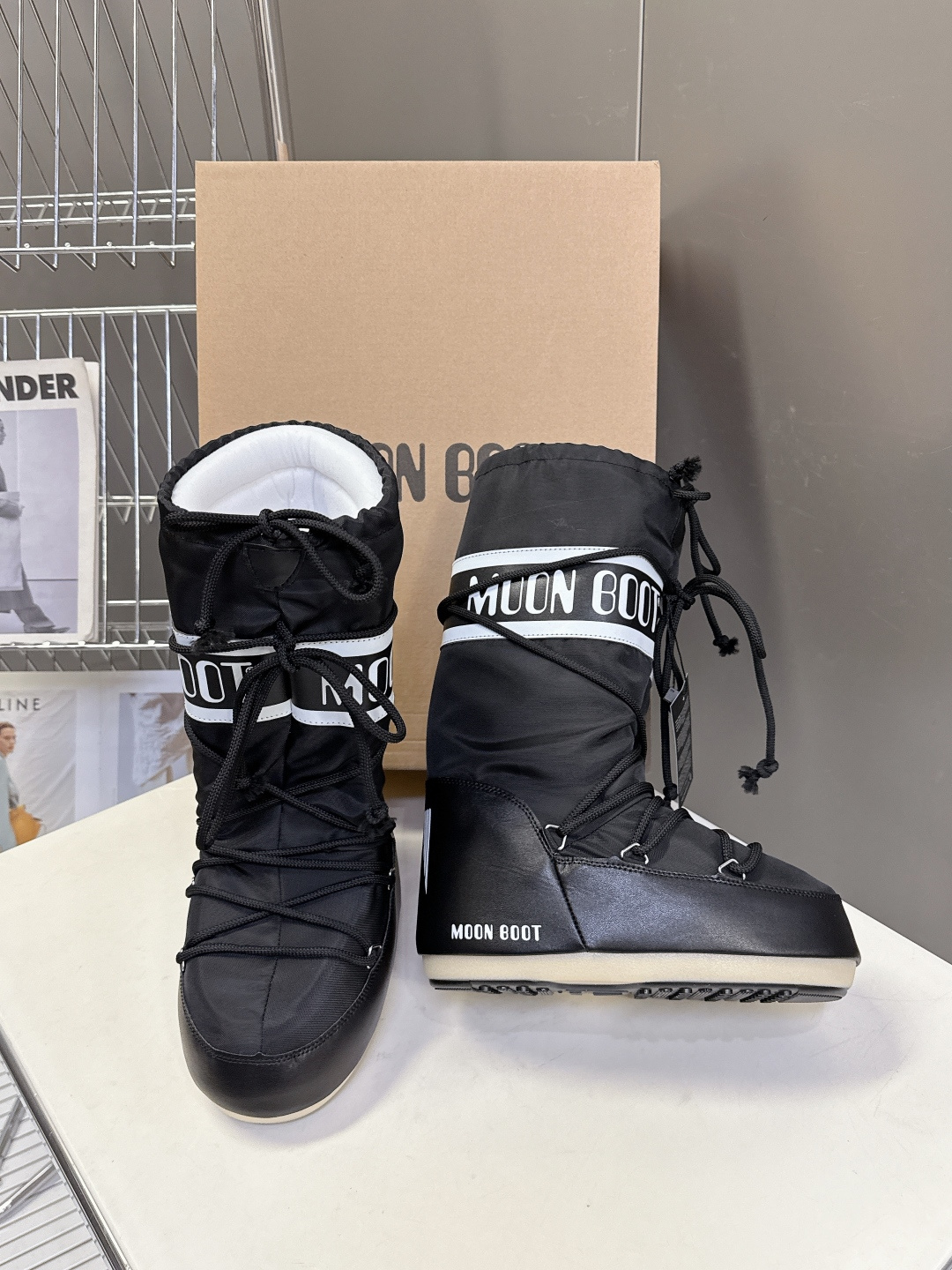 Moon Boot 秋冬最新款雪地靴 丑萌滑雪鞋超多明星网红种草 秋冬滑雪必备款 现在有一款更另类的雪地