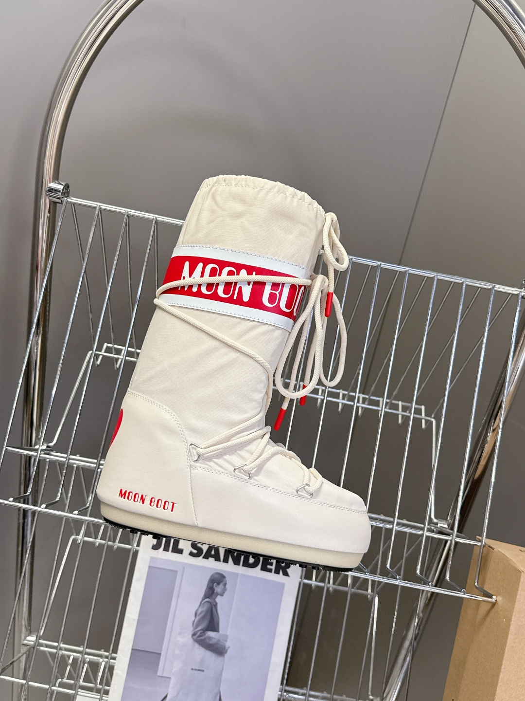 Moon Boot 秋冬最新款雪地靴 丑萌滑雪鞋超多明星网红种草 秋冬滑雪必备款 现在有一款更另类的雪地