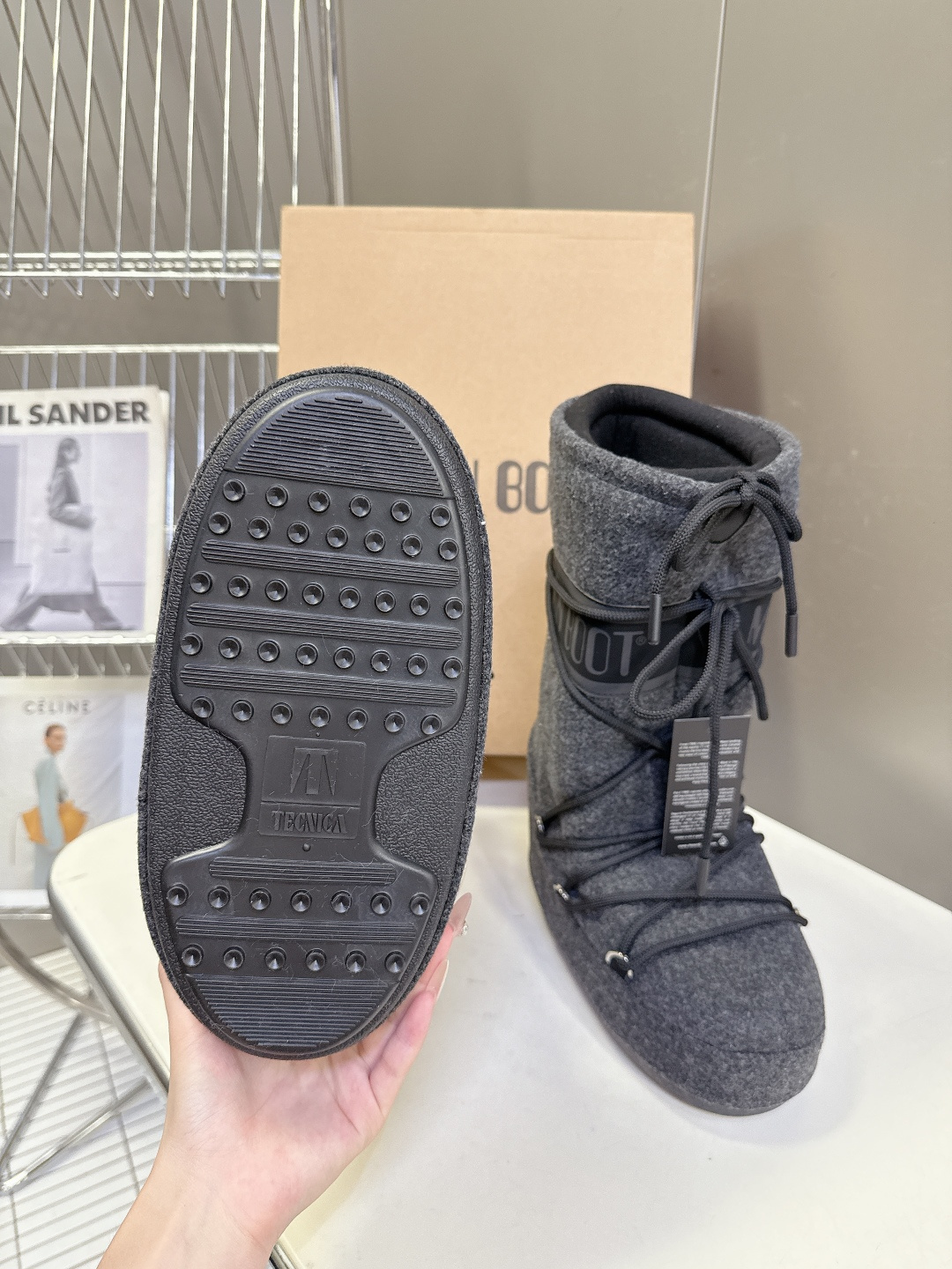 Moon Boot 秋冬最新款雪地靴 丑萌滑雪鞋超多明星网红种草 秋冬滑雪必备款 现在有一款更另类的雪地