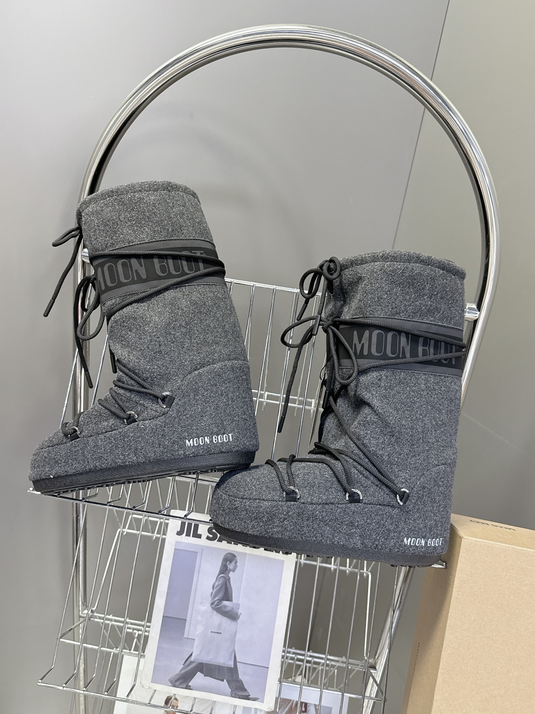 Moon Boot 秋冬最新款雪地靴 丑萌滑雪鞋超多明星网红种草 秋冬滑雪必备款 现在有一款更另类的雪地