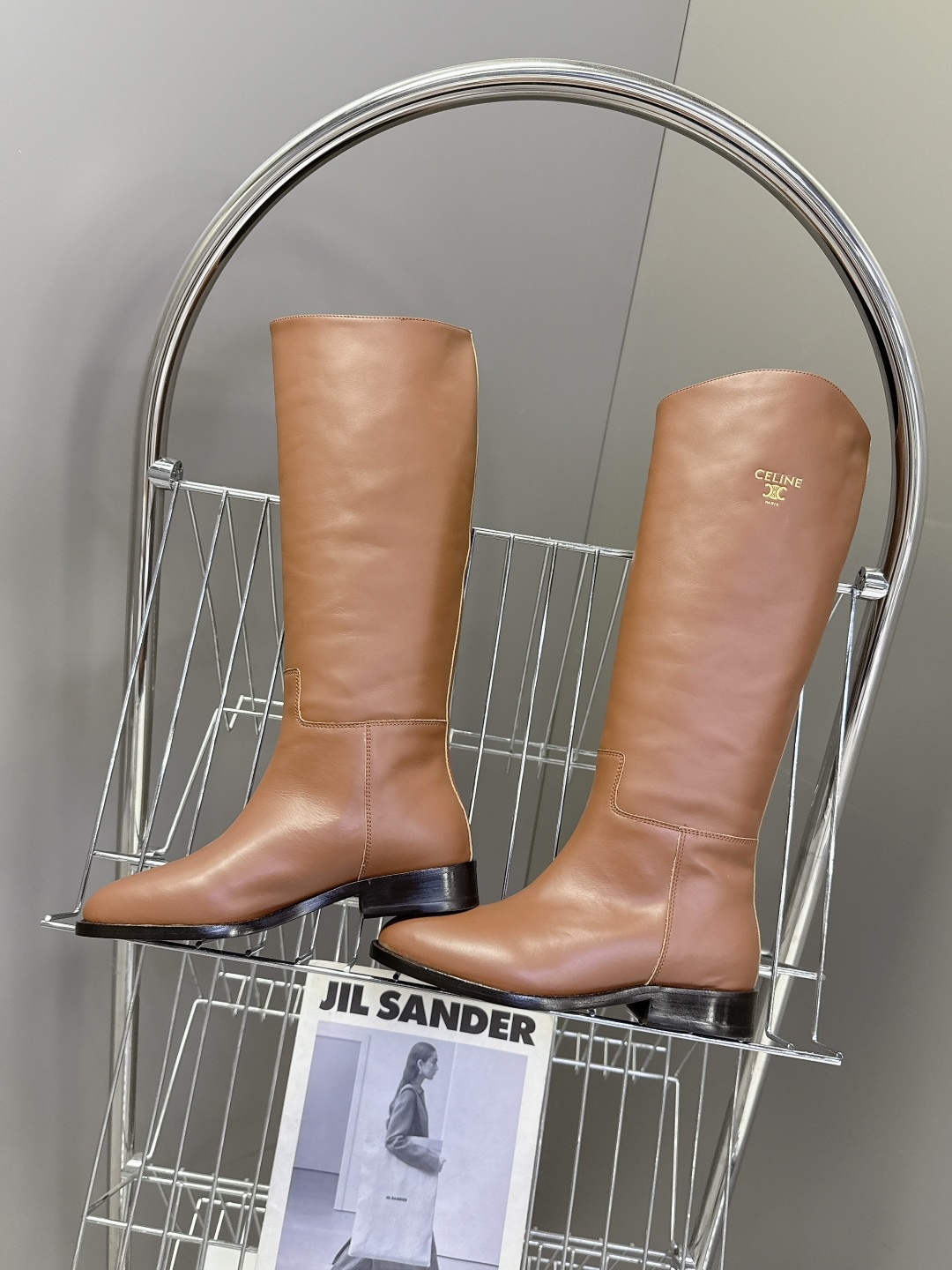 CELINE思琳2025秋冬专柜最新款骑士靴超多明星网红种草 时尚博主同款 早秋力推单品！复古欧美风格 