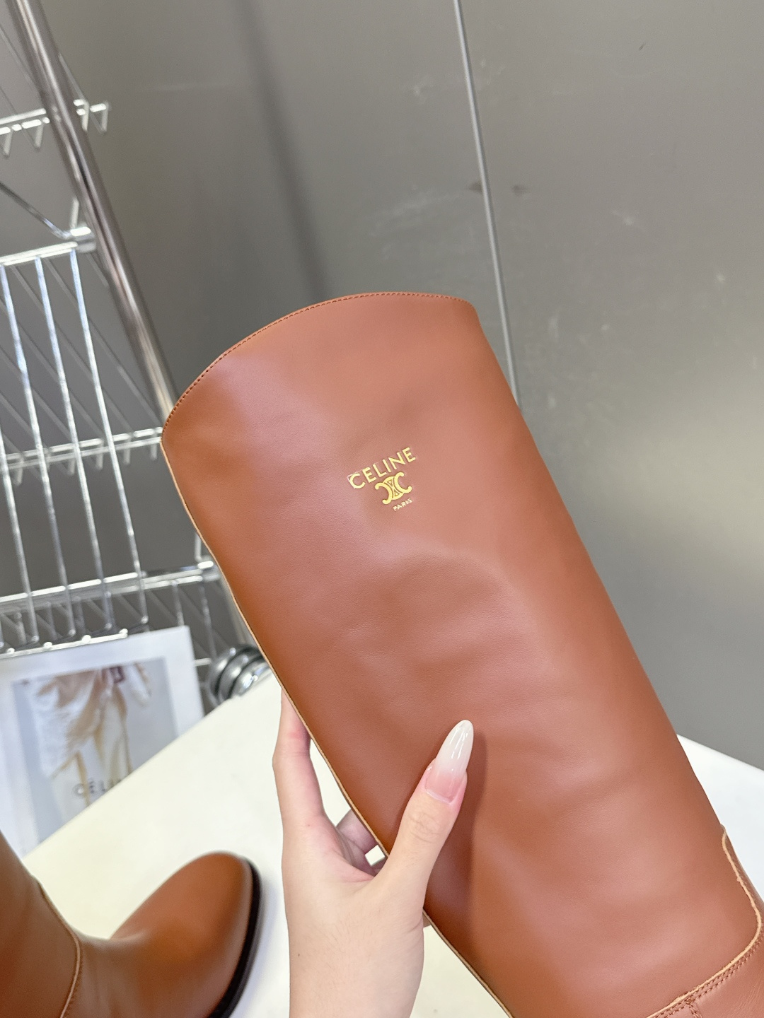 CELINE思琳2025秋冬专柜最新款骑士靴超多明星网红种草 时尚博主同款 早秋力推单品！复古欧美风格 