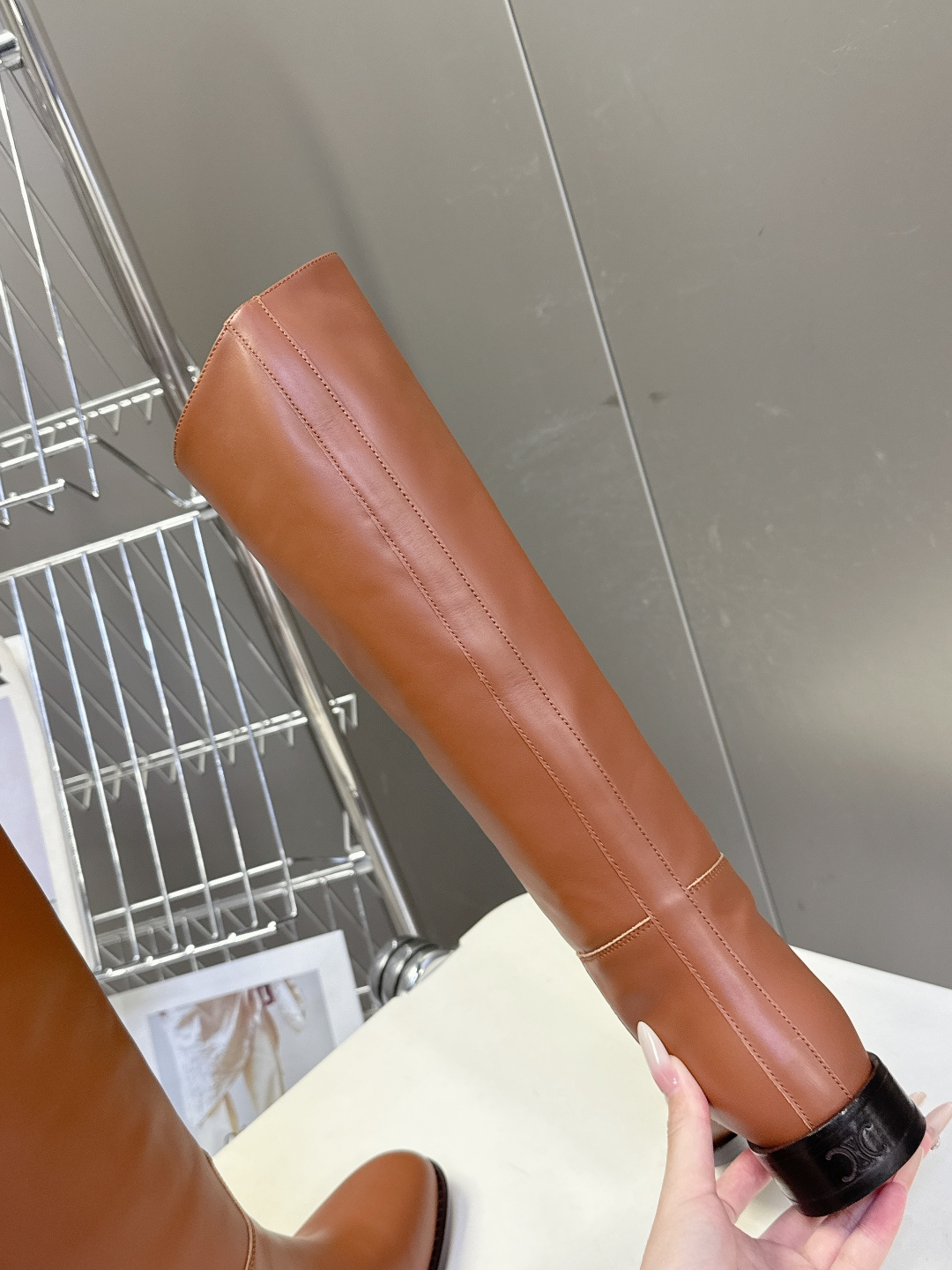 CELINE思琳2025秋冬专柜最新款骑士靴超多明星网红种草 时尚博主同款 早秋力推单品！复古欧美风格 