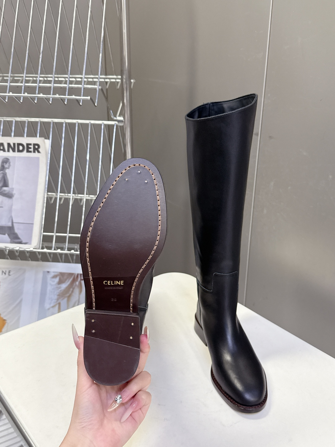 CELINE思琳2025秋冬专柜最新款骑士靴超多明星网红种草 时尚博主同款 早秋力推单品！复古欧美风格 