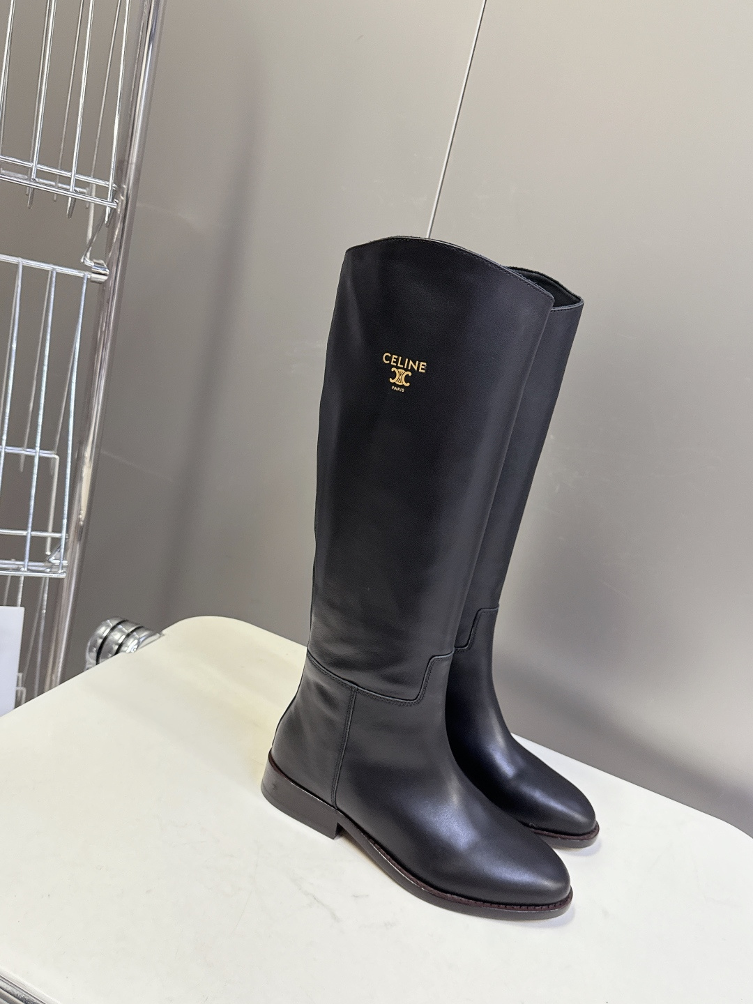CELINE思琳2025秋冬专柜最新款骑士靴超多明星网红种草 时尚博主同款 早秋力推单品！复古欧美风格 
