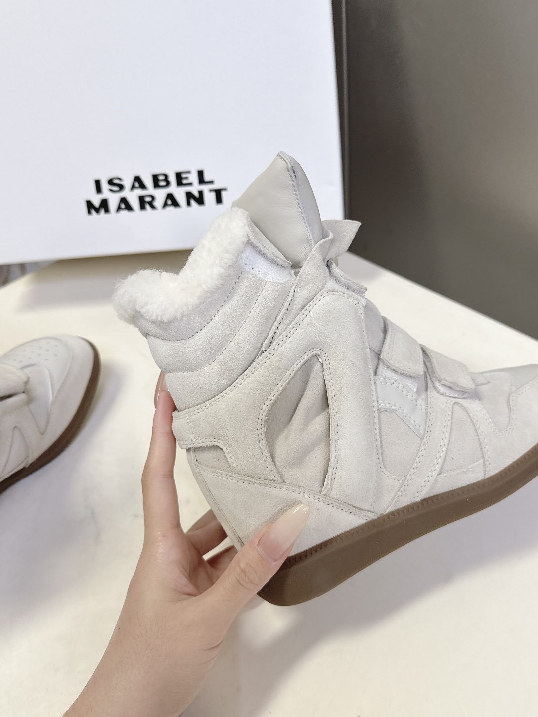 ISABEL MARANT 伊莎贝尔秋冬最新款毛毛高帮鞋 超多明星网红博主热推款 妥妥的增高神器 一双简