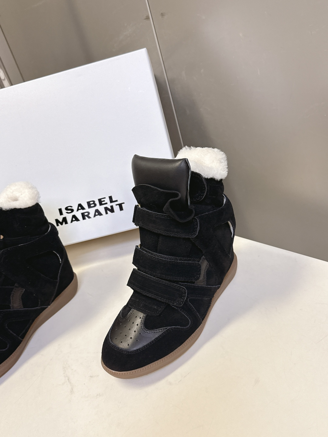 ISABEL MARANT 伊莎贝尔秋冬最新款毛毛高帮鞋 超多明星网红博主热推款 妥妥的增高神器 一双简