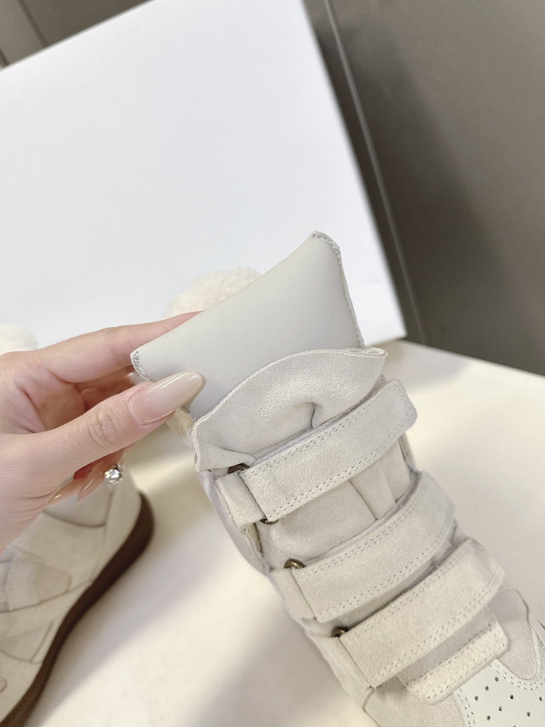 ISABEL MARANT 伊莎贝尔秋冬最新款毛毛高帮鞋 超多明星网红博主热推款 妥妥的增高神器 一双简