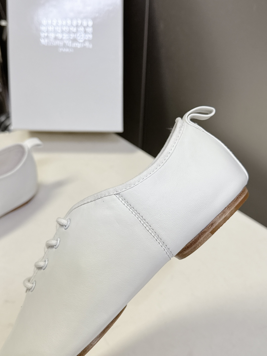 Maison Margiela·MM6马吉拉玛丽珍分趾单鞋 芭蕾舞鞋 超多明星网红种草 MM6作为这两年