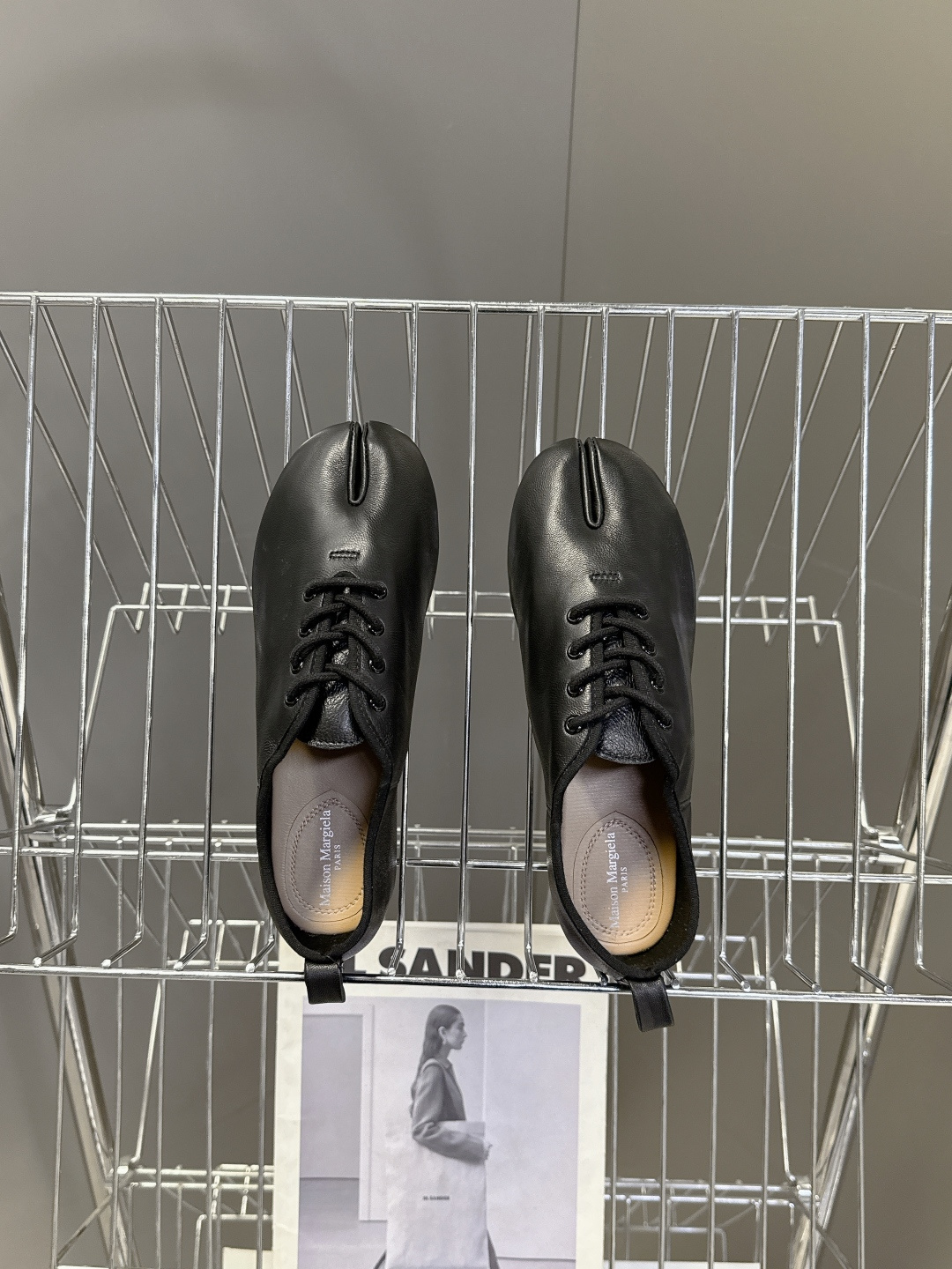 Maison Margiela·MM6马吉拉玛丽珍分趾单鞋 芭蕾舞鞋 超多明星网红种草 MM6作为这两年