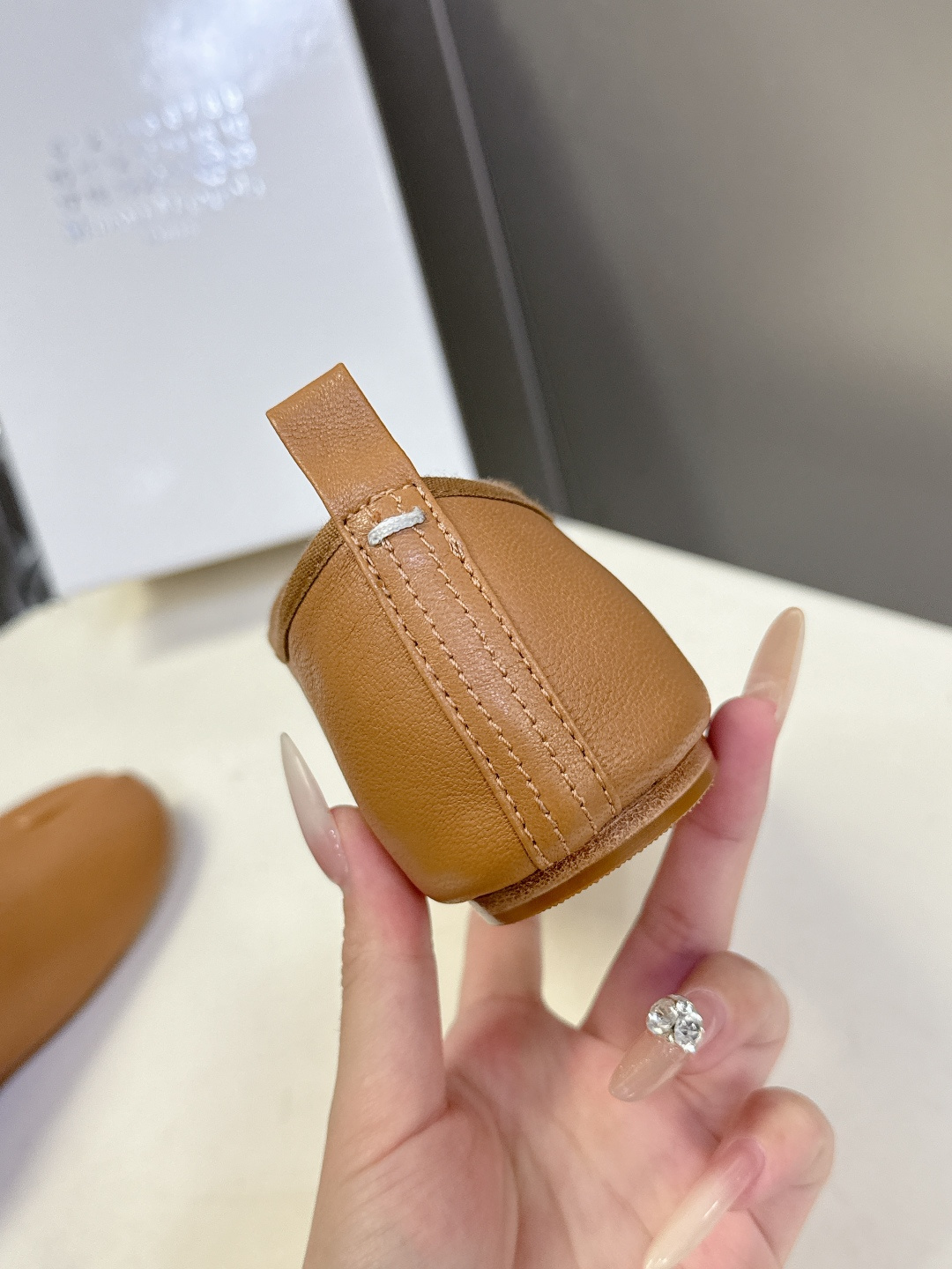 Maison Margiela·MM6马吉拉玛丽珍分趾单鞋 芭蕾舞鞋 超多明星网红种草 MM6作为这两年