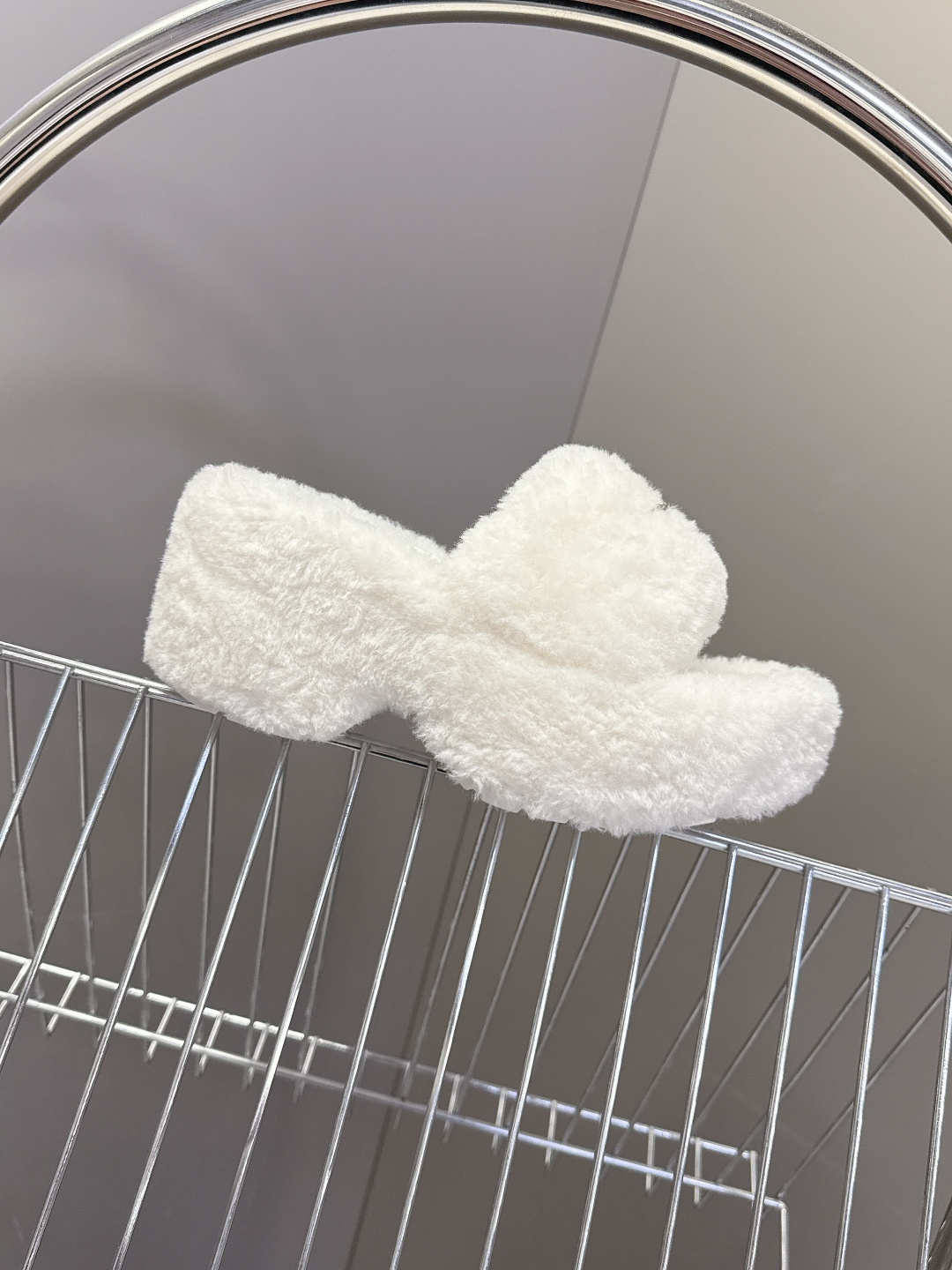 SMFK小众潮牌秋冬最新款厚底 毛毛拖鞋超多明星网红种草 有点野性有点个性 这一季的smfk真的让人心动