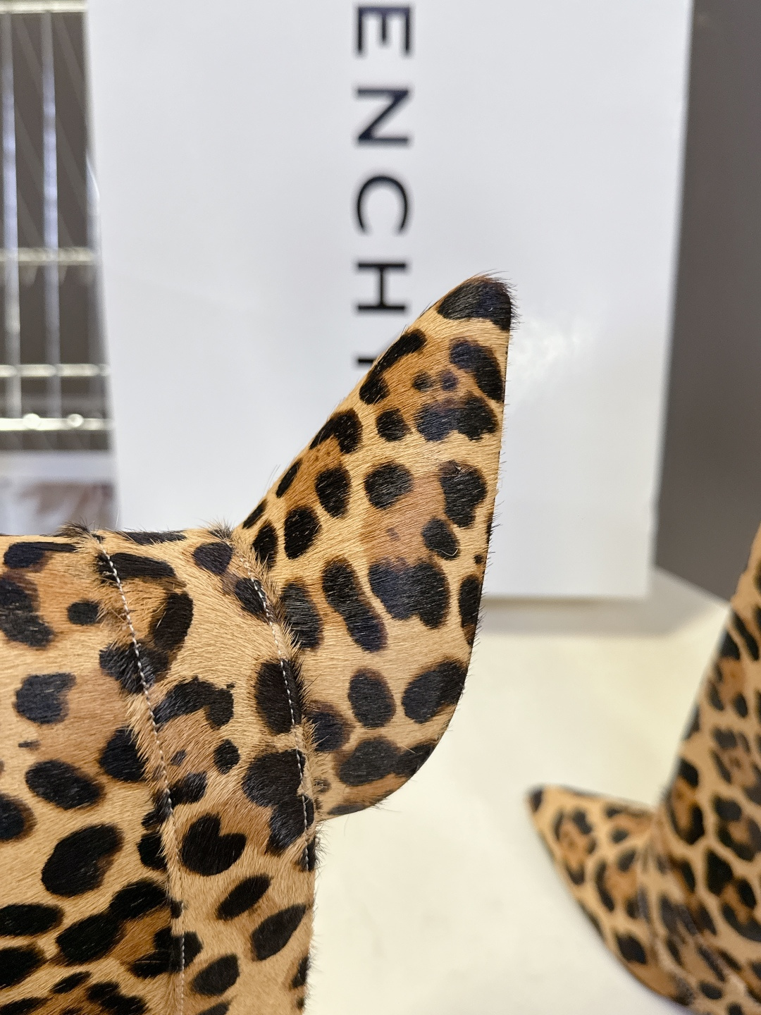 BALMAIN巴尔曼2025秋冬最新款 裤筒靴 长靴 超多明星网红种草 这双靴子真是怎么搭怎么好看 春夏